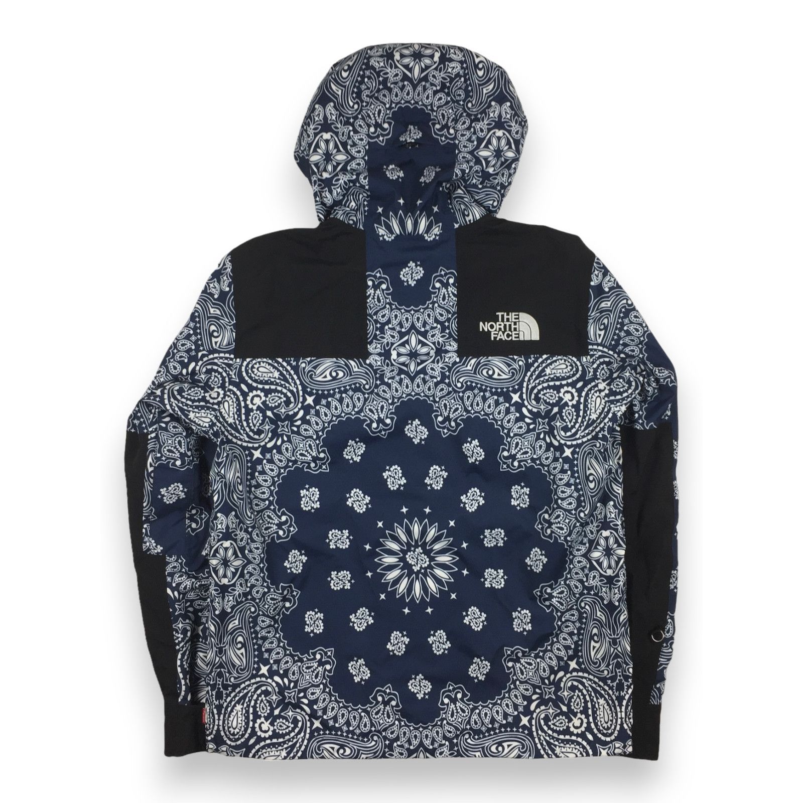 Supreme 2014 Supreme x The North Face Navy Bandana Mountain Light Size US M / EU 48-50 / 2 - 2 Thumbnail