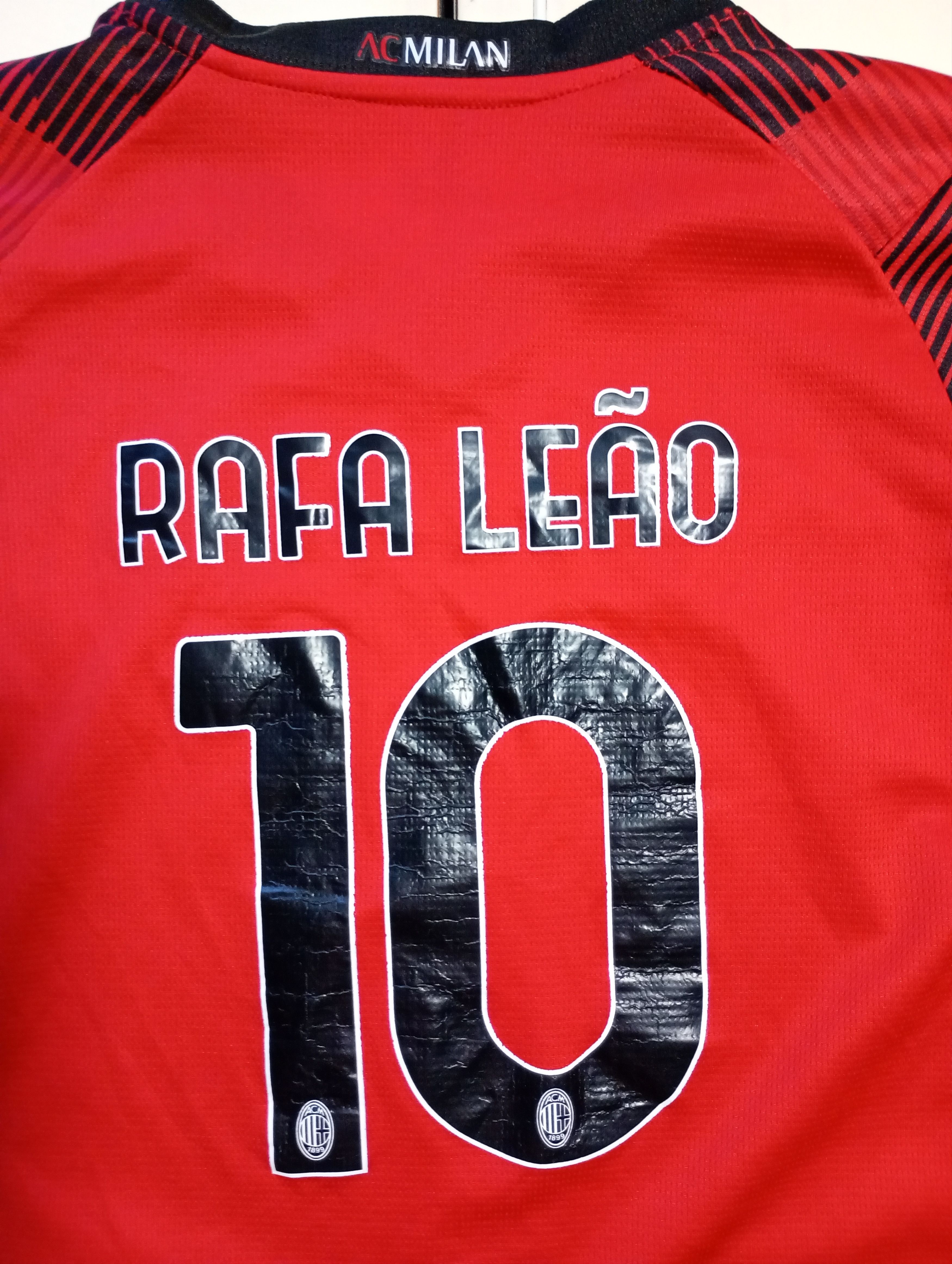 Puma Puma AC Milan Home Jersey #10 Rafa Leao 2023-2024 size 28 Size US S / EU 44-46 / 1 - 13 Thumbnail