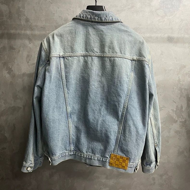 Louis Vuitton Louis Vuitton Blue embroidered lapel single-breasted long-s Size US L / EU 52-54 / 3 - 4 Thumbnail