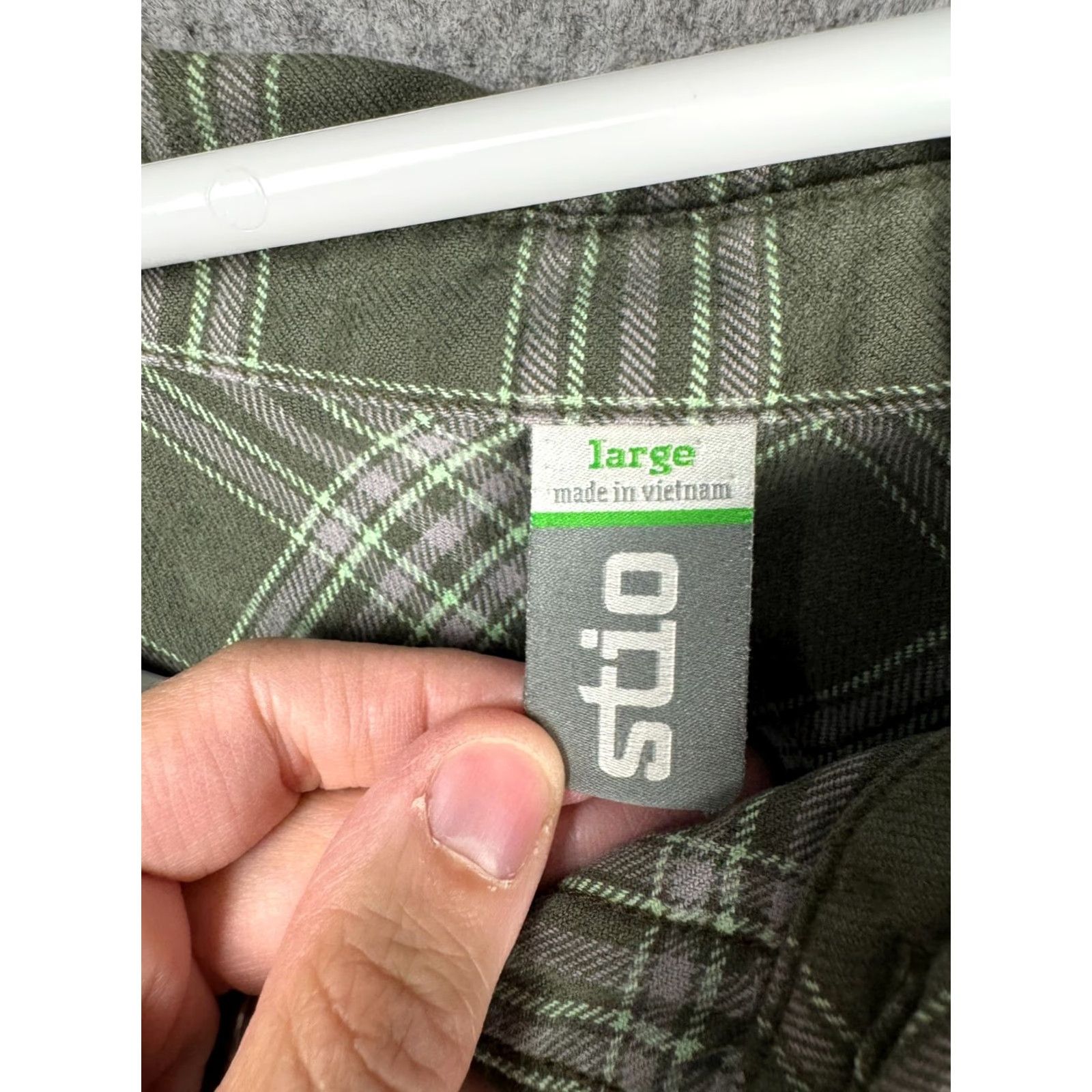Vintage Stio Miter Flannel Shirt Men XL Green Button Up Pockets Long Sleeve Plaid Casual Workwear Outdoorwear Size US XL / EU 56 / 4 - 5 Thumbnail