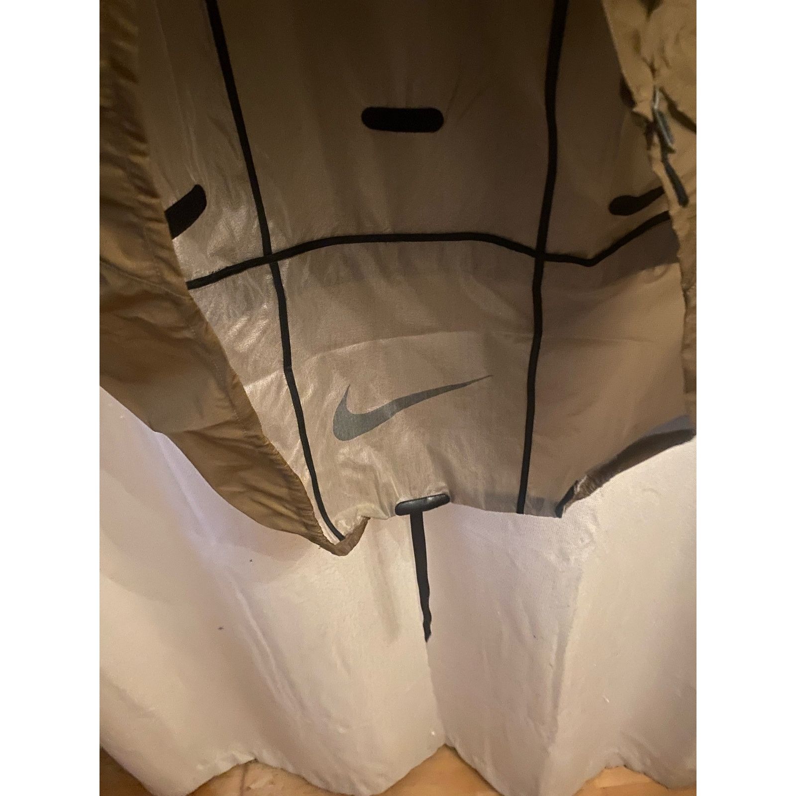 Nike Nikelab AAE 1.0 Vest Hazel Rush and Black m xlarge Size US XL / EU 56 / 4 - 5 Thumbnail