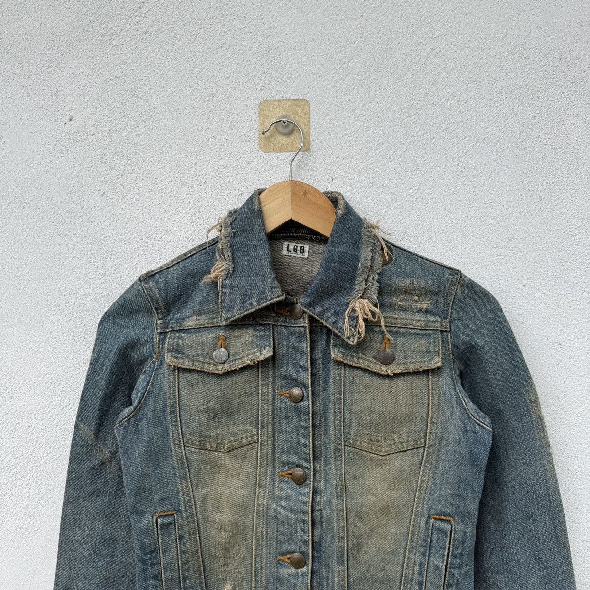 Le Grande Bleu (L.G.B.) Vintage Disteress LGB Le Grande Blue Punk Denim Jacket Size XS / US 0-2 / IT 36-38 - 3 Thumbnail