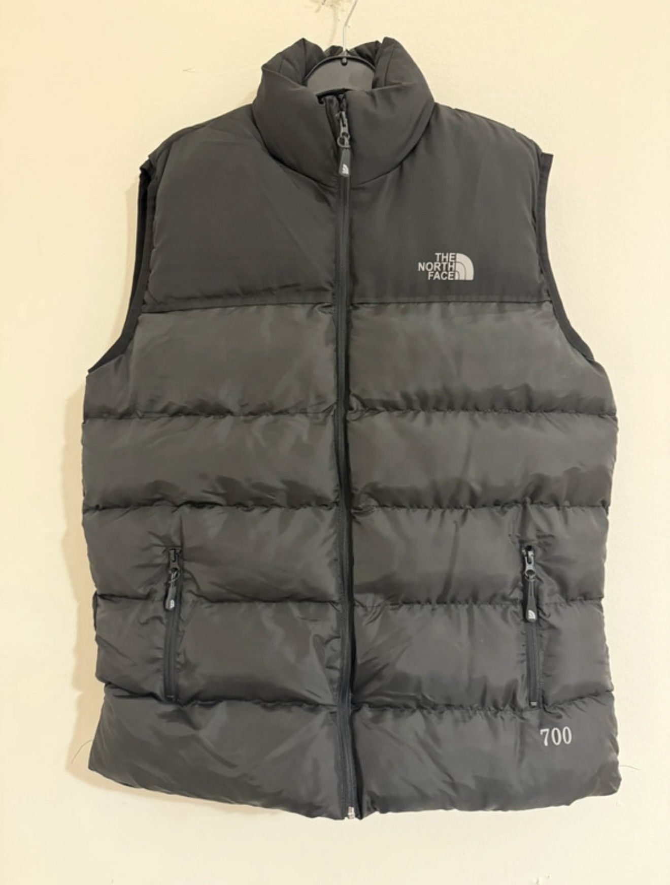 The North Face The North Face Nuptse 700 Down Vest – Black Size US XL / EU 56 / 4 - 1 Thumbnail