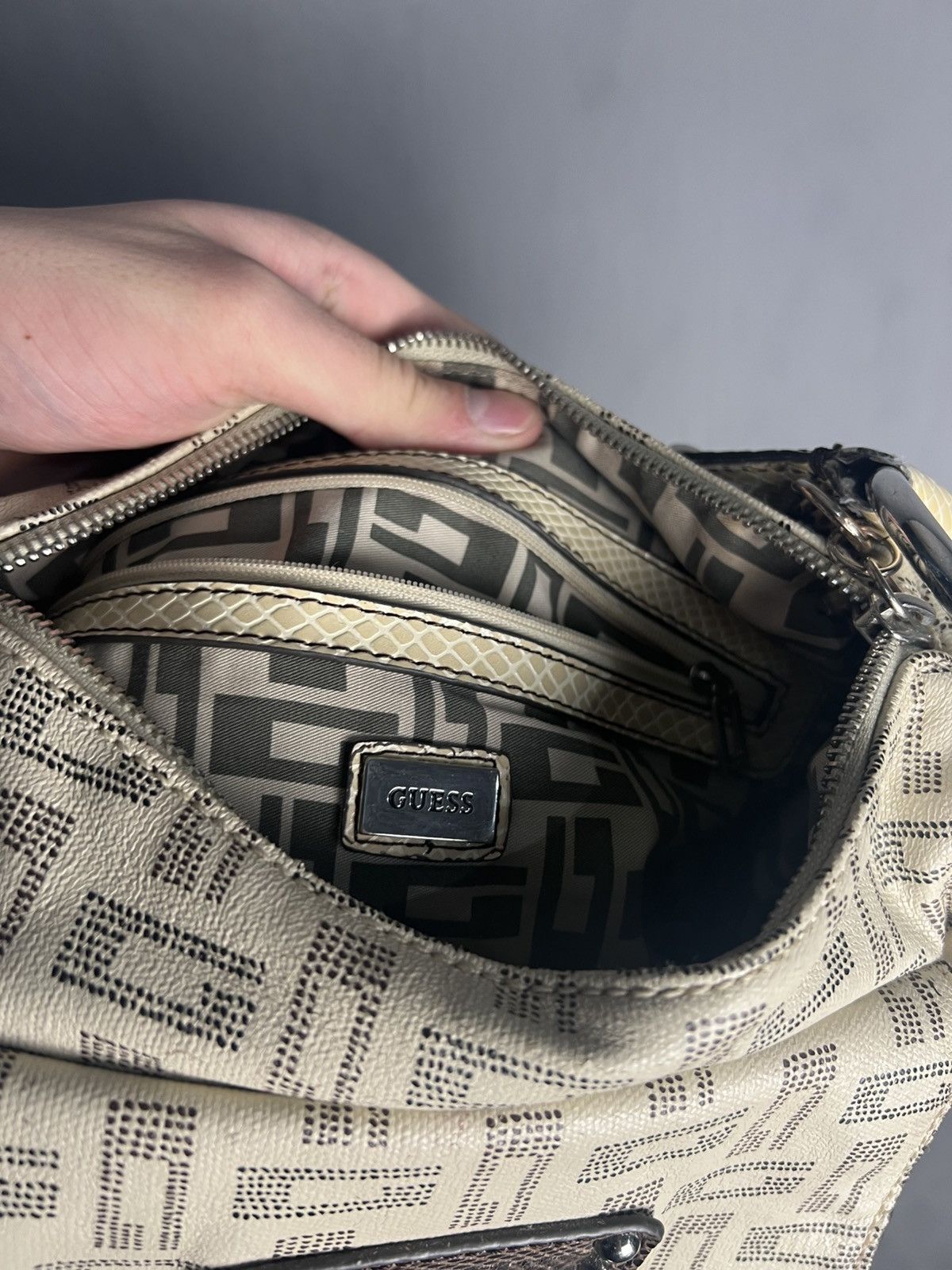 Guess Guess bag y2k vintage Size ONE SIZE - 8 Thumbnail