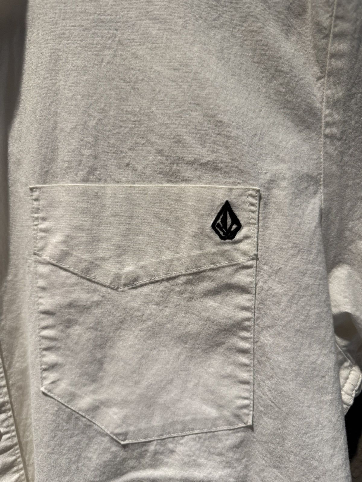 Volcom 00s Volcom White Asymmetric Stitch Button Up Medium Size US M / EU 48-50 / 2 - 2 Thumbnail