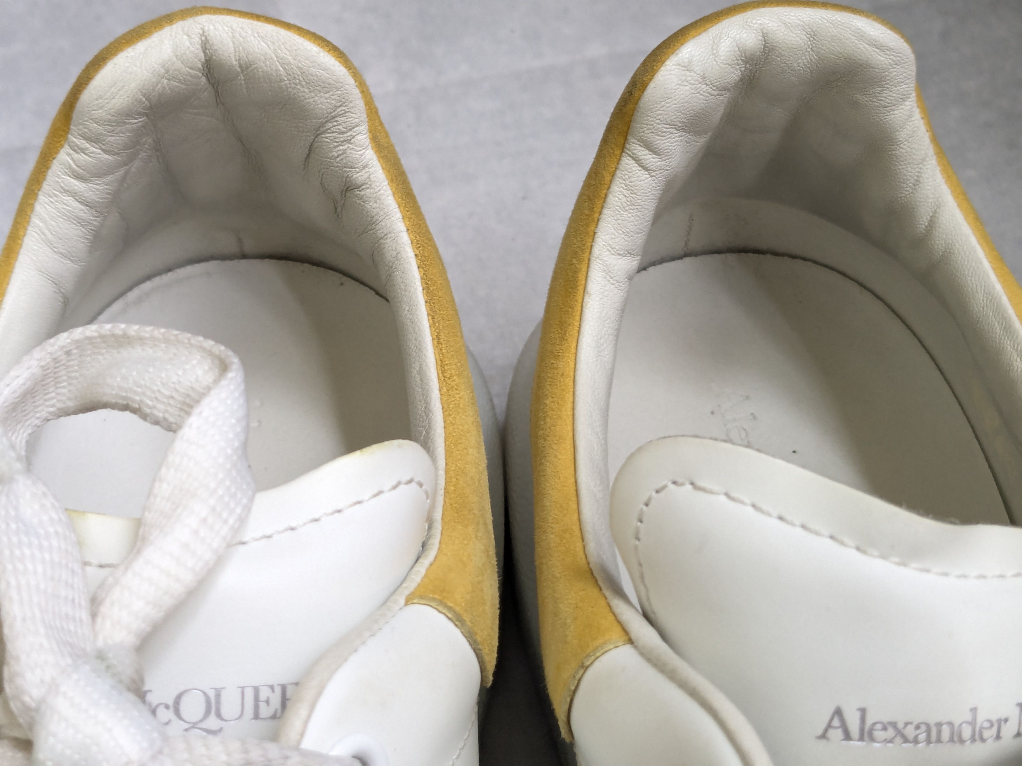 Alexander McQueen Alexander McQueen Oversized Larry Sneakers White Yellow 12 Size US 12 / EU 45 - 9 Thumbnail