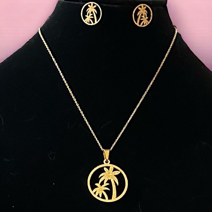Other Palm tree pendant necklace and earrings set Size ONE SIZE - 1 Thumbnail