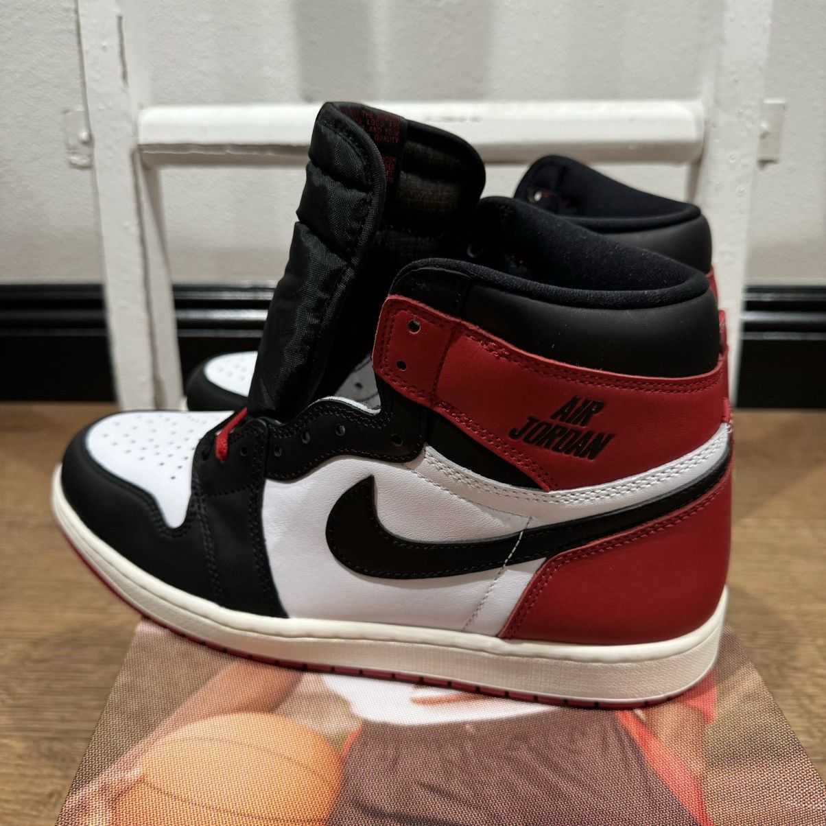 Nike Jordan 1 Retro High OG Black/Red/White NEW Size US 10 / EU 43 - 4 Thumbnail