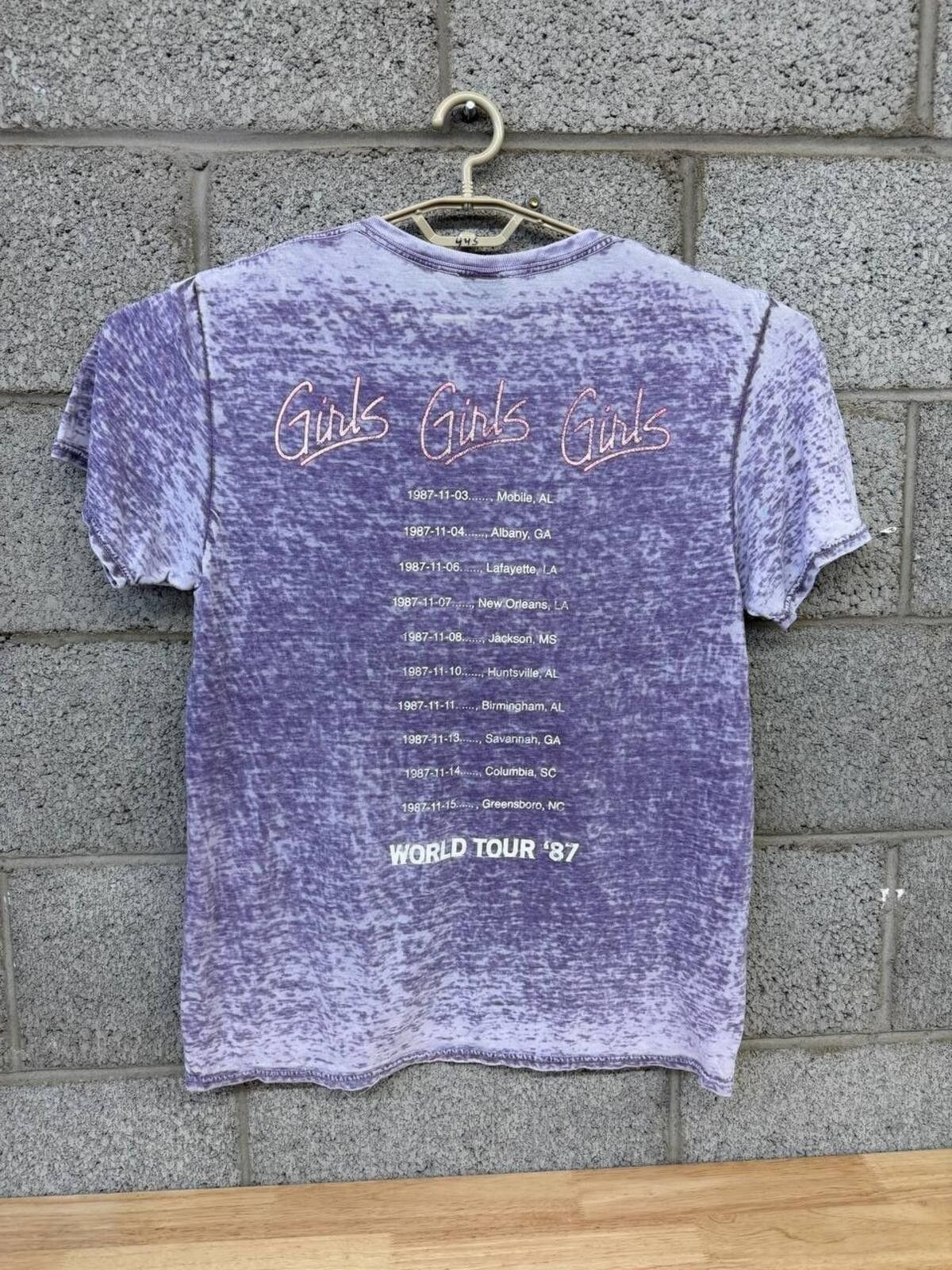 Other 2009 Mötley Crüe Girls Girls Girls World Tour ’87 Purple Size US M / EU 48-50 / 2 - 2 Thumbnail