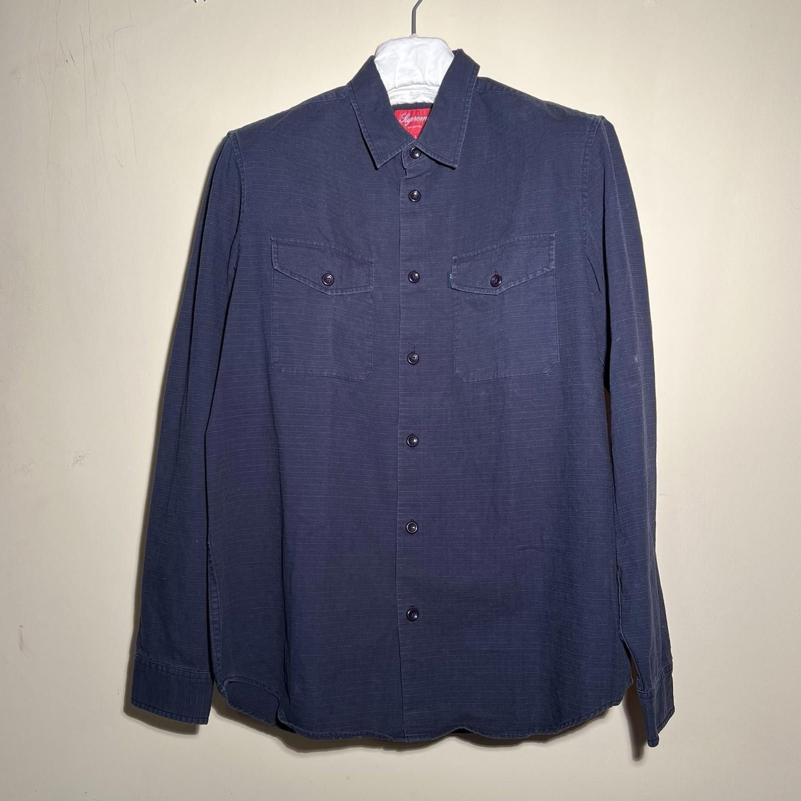 Supreme Pre-Owned SUPREME COTTON SHIRT NAVY LARGE Size US L / EU 52-54 / 3 - 1 Thumbnail
