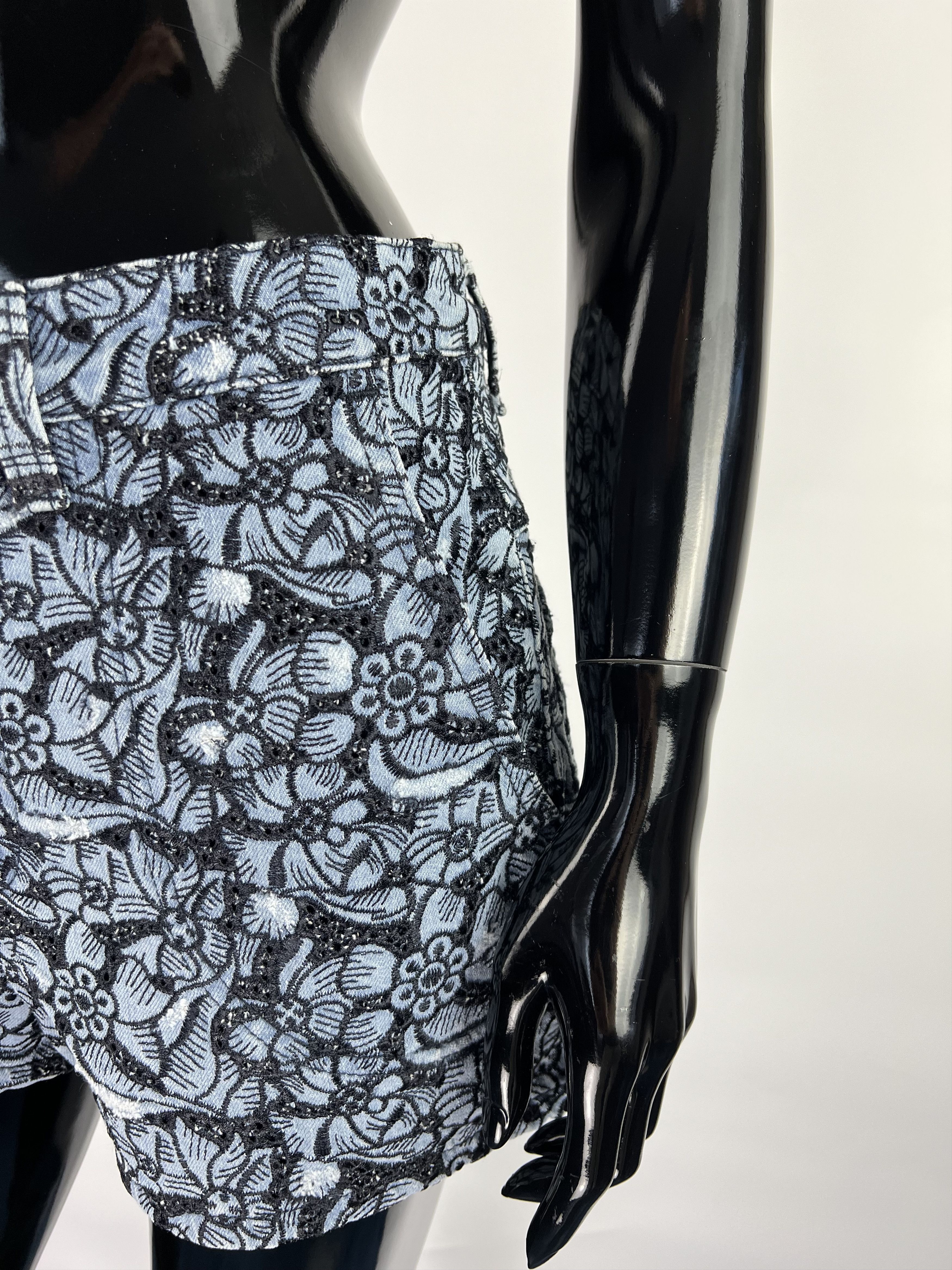 Isabel Marant Isabel Marant Etoile Blue Embroidered Floral Short Size 32" / US 10 / IT 46 - 5 Thumbnail
