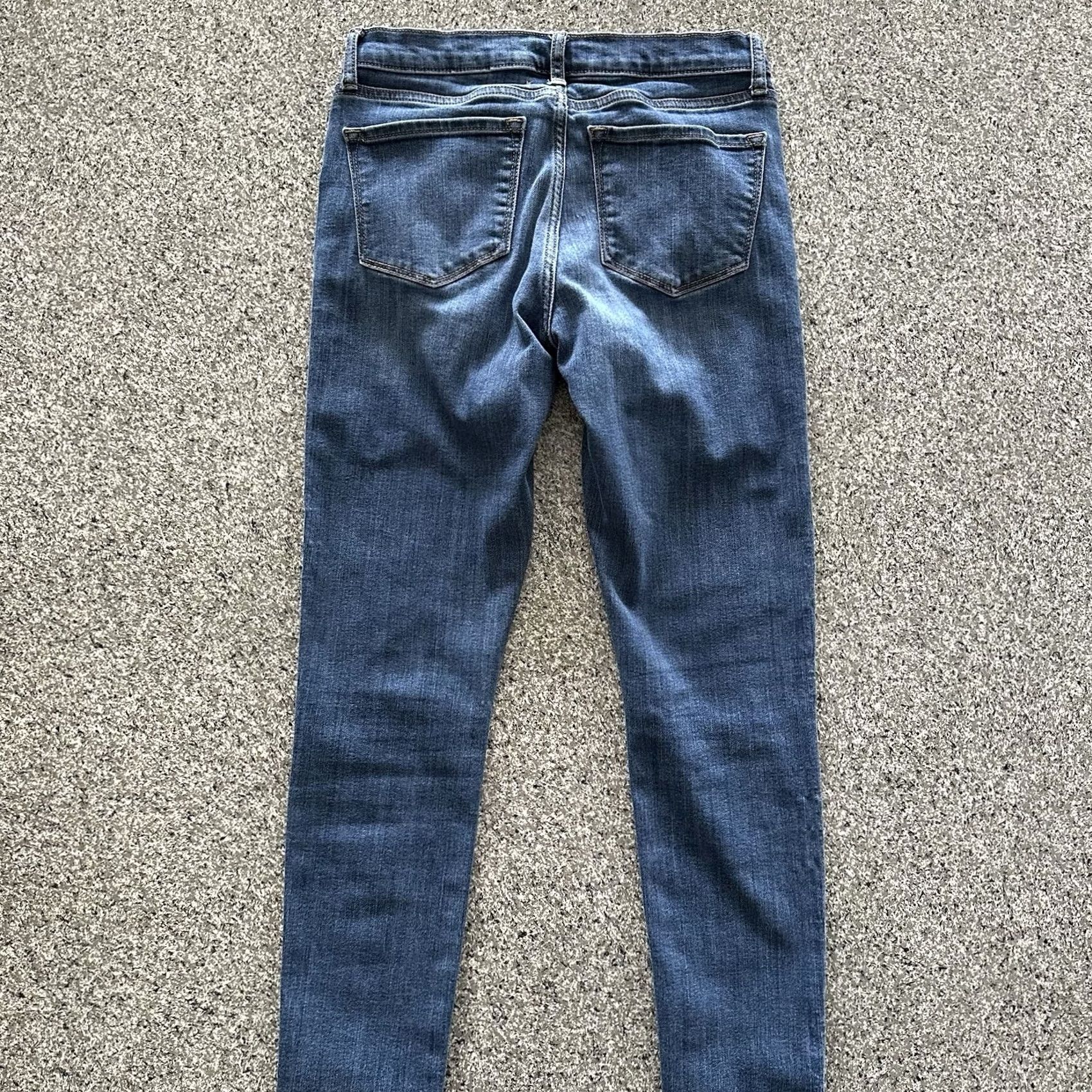 Banana Republic Banana Republic Jeans Skinny Blue Medium Wash Stretch Denim Womens Size 2 Slim Rise Mid Inseam 27.5 Size 27" / US 4 / IT 40 - 4 Thumbnail