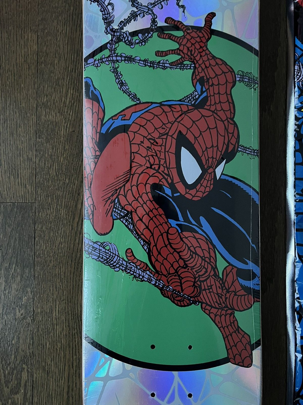 Huf HUF x MARVEL SPIDER-MAN SKATE DECK Size ONE SIZE - 3 Thumbnail