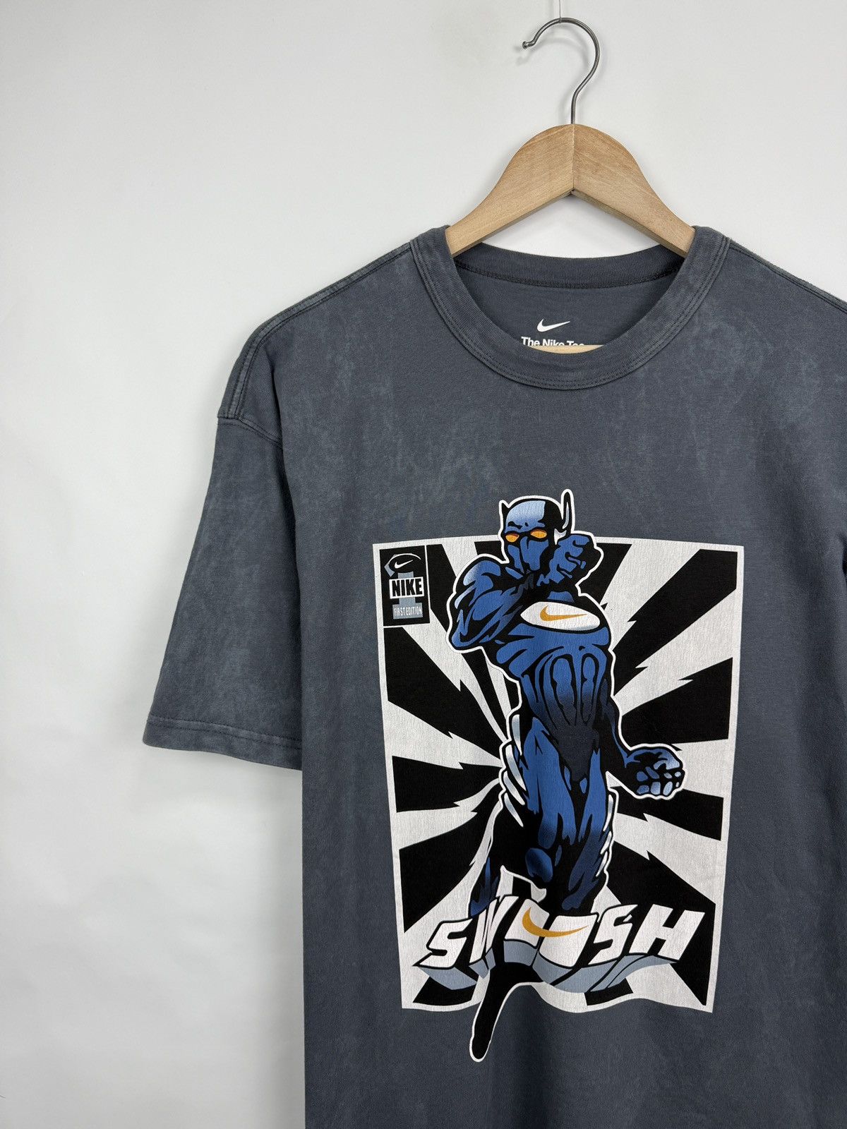 Nike 🇺🇸 Y2K Nike Swoosh Man Comics T-Shirt Rare Retro Size US M / EU 48-50 / 2 - 6 Thumbnail