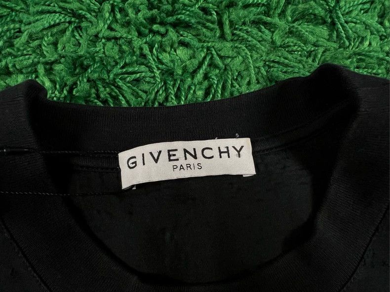 Givenchy Givenchy Large Hole Short Sleeve T-Shirt Size US XXS / EU 40 - 5 Thumbnail