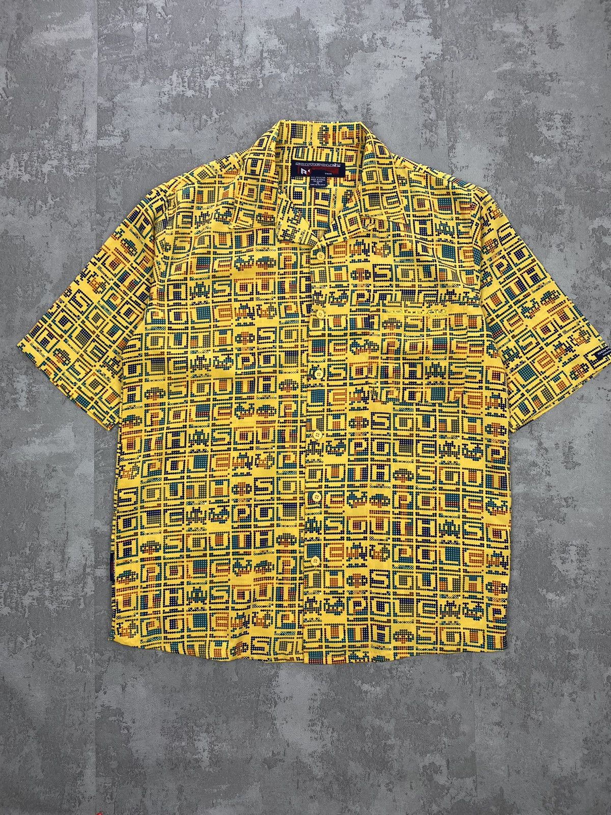 Southpole Y2K SOUTHPOLE crazy monogram STREETWEAR BOXY CROPPED SHIRT Size US S / EU 44-46 / 1 - 1 Thumbnail