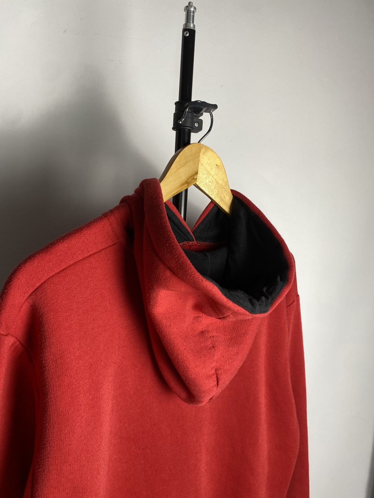 Nike × Vintage Vintage 90s Nike Faded Red y2k baggy sk8 hoodie Size US S / EU 44-46 / 1 - 6 Thumbnail