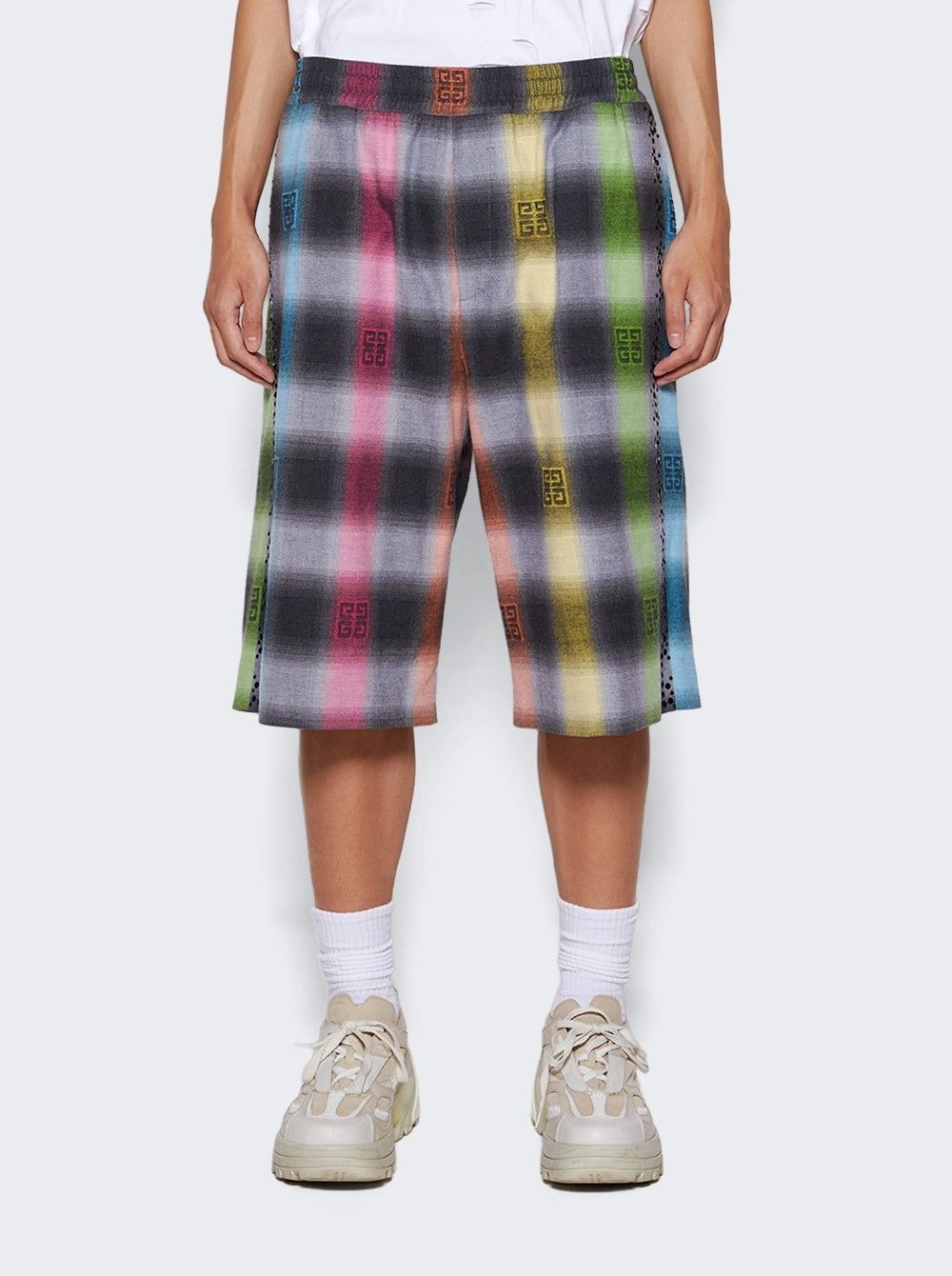 Givenchy o1mle0426 Track Pant Shorts in Multicolor Size US 38 / EU 54 - 3 Thumbnail
