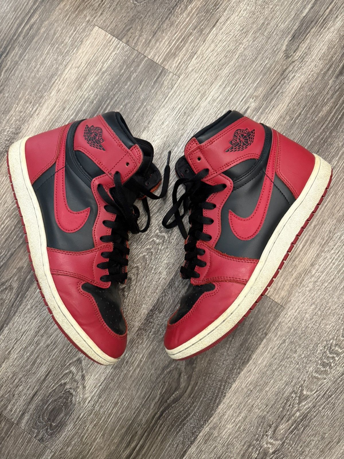 Jordan Brand Jordan 1 '85 Varsity Red BQ4422-600 Size US 11 / EU 44 - 1 Thumbnail