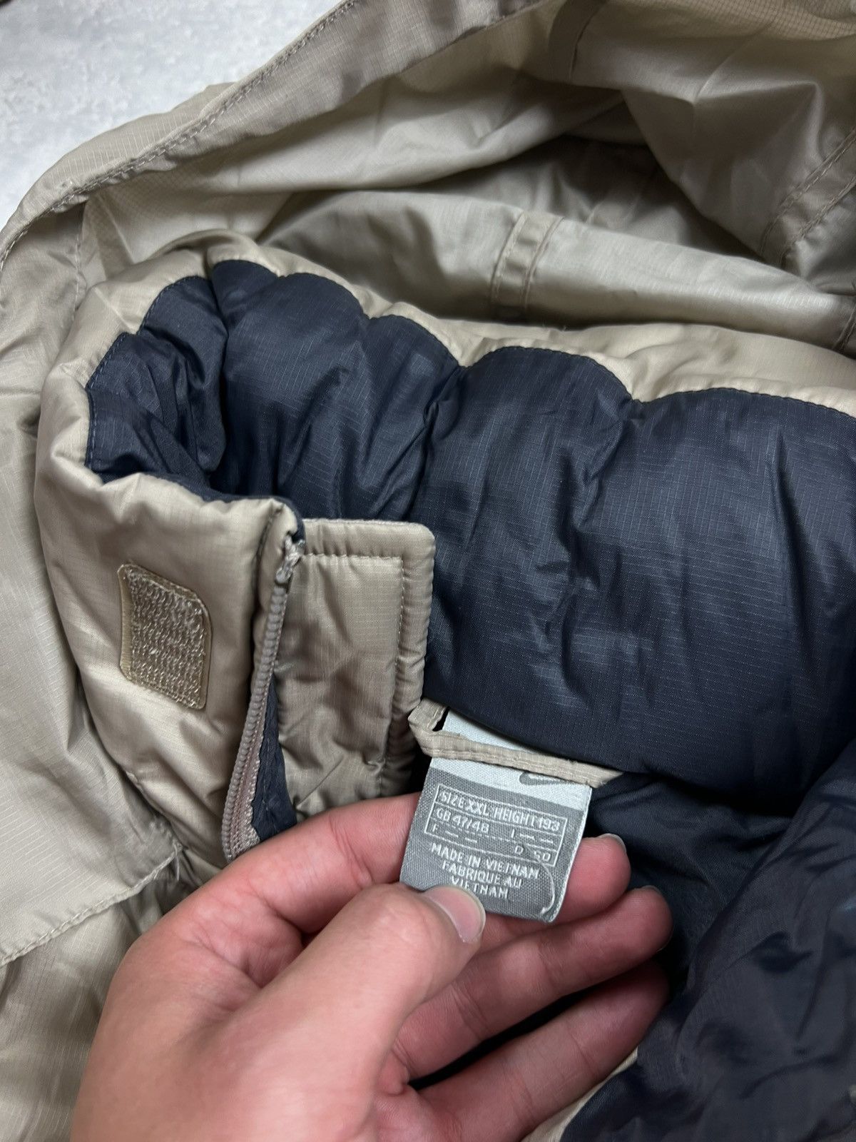 Nike 90s Nike Swoosh Vintage Y2K Oversized Hooded Puffer Jacket Size US XL / EU 56 / 4 - 6 Thumbnail