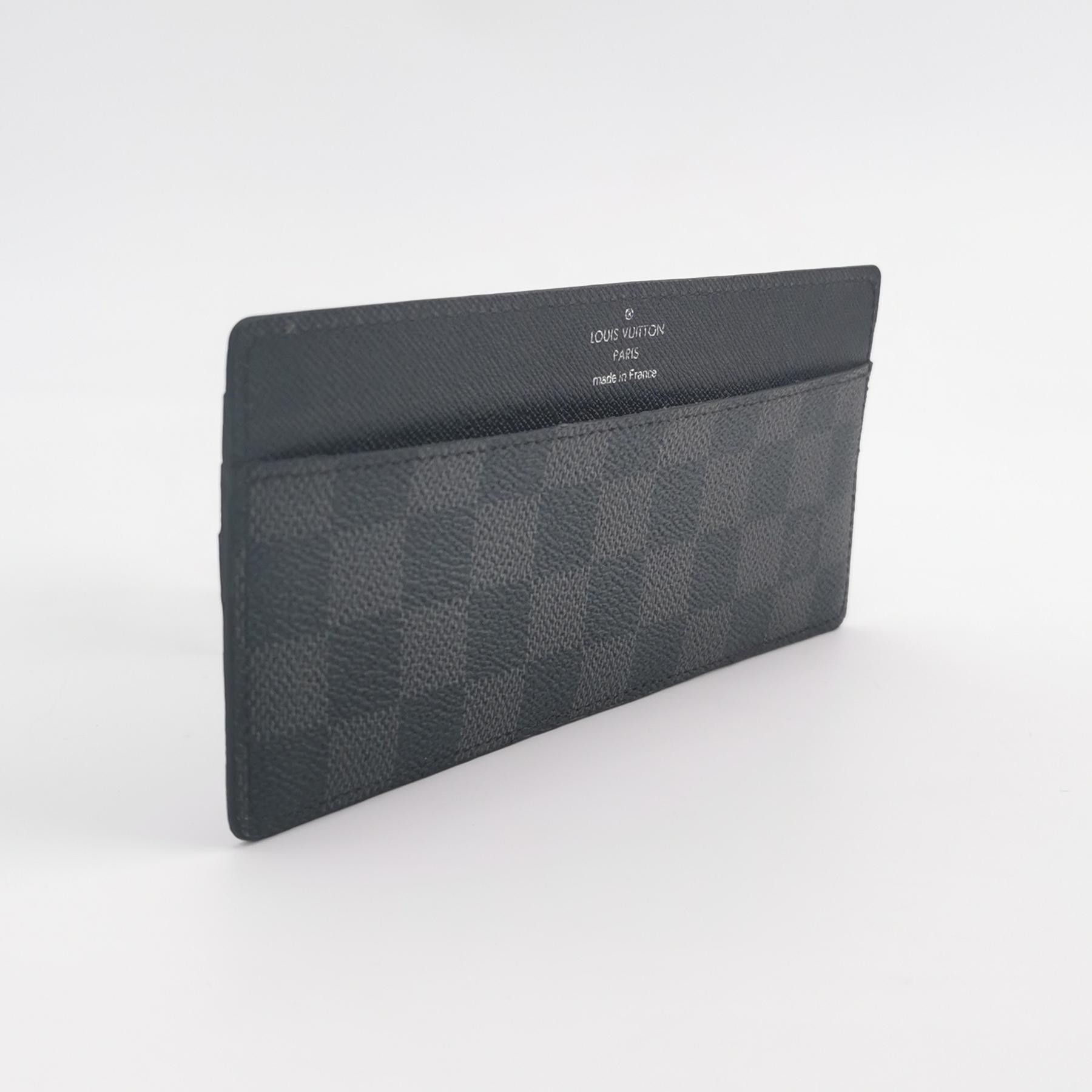 Louis Vuitton Louis Vuitton (LV) Checkerboard Gold Logo One-Piece Card Ho Size ONE SIZE - 1 Thumbnail