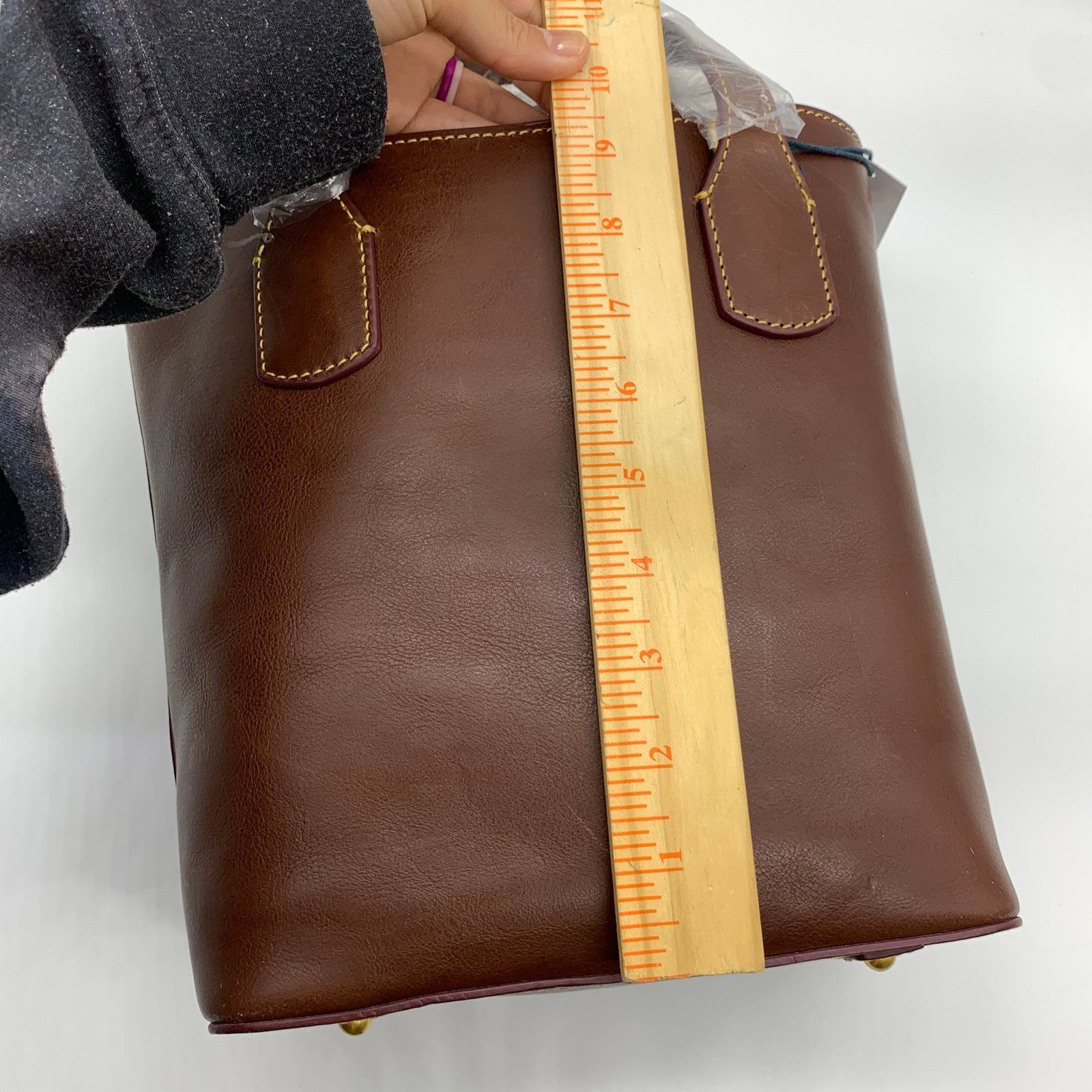 Dooney & Bourke Dooney & Bourke Leather Purse Brinley Chestnut Handbags Size ONE SIZE - 5 Thumbnail