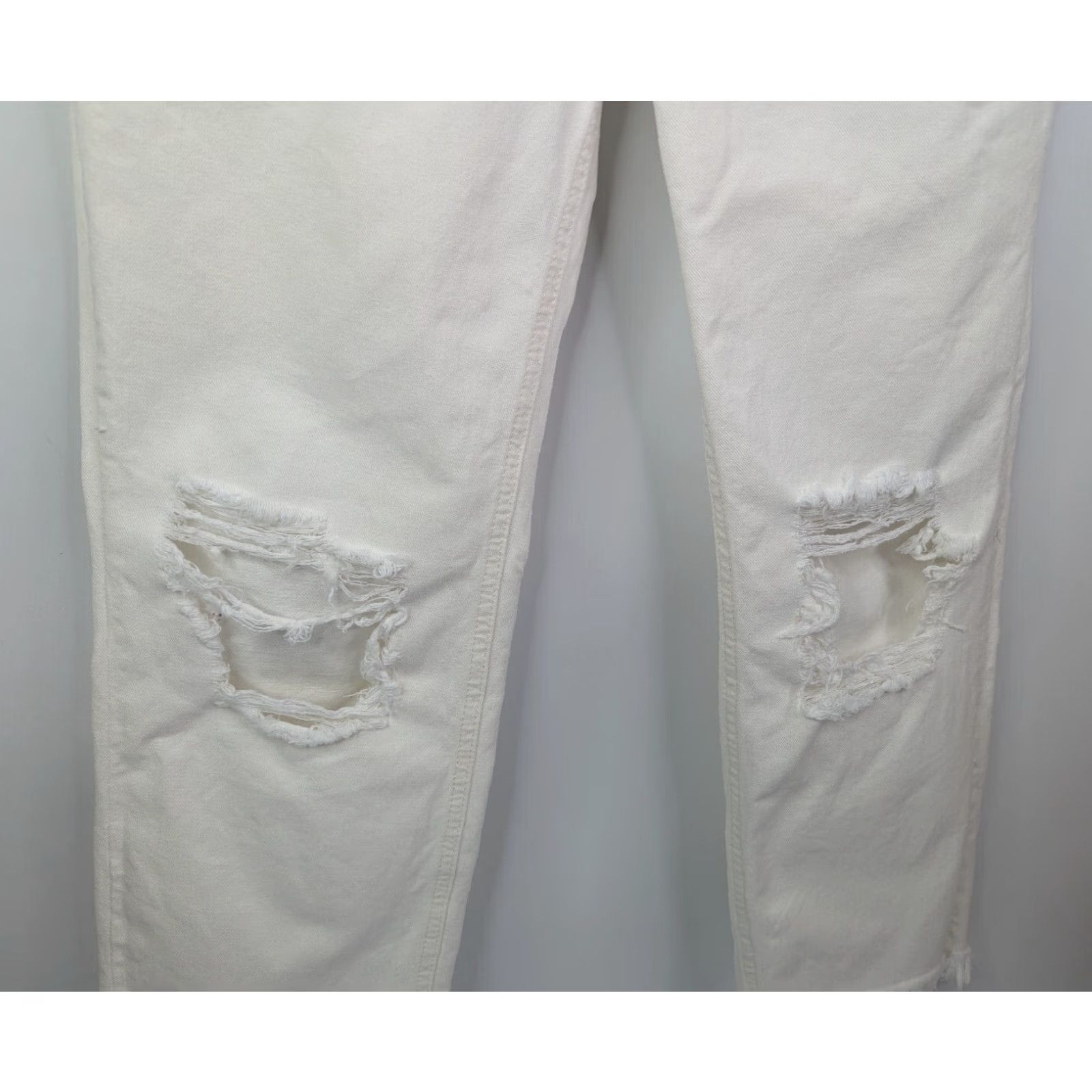 Free People Free People X We The Free 27 Maggie Mid Rise Straight Jeans Raw Hem Optic White Womens Jeans 27 Modern Classic Straight OB1160849 Size 27" / US 4 / IT 40 - 3 Thumbnail