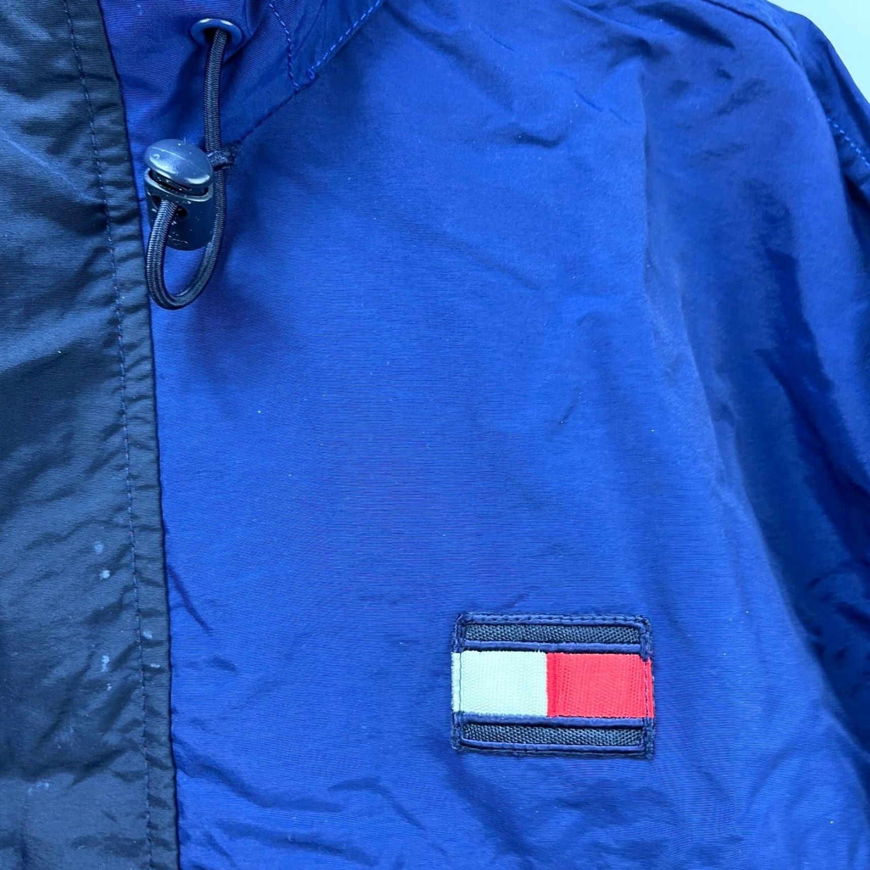 Tommy Hilfiger VINTAGE Tommy Hilfiger Windbreaker Hooded Jacket L Men Blue 90s Windbreaker Hooded Mens 90s Tommy Hilfiger Windbreaker Jacket L Blue Mens Size US L / EU 52-54 / 3 - 6 Thumbnail