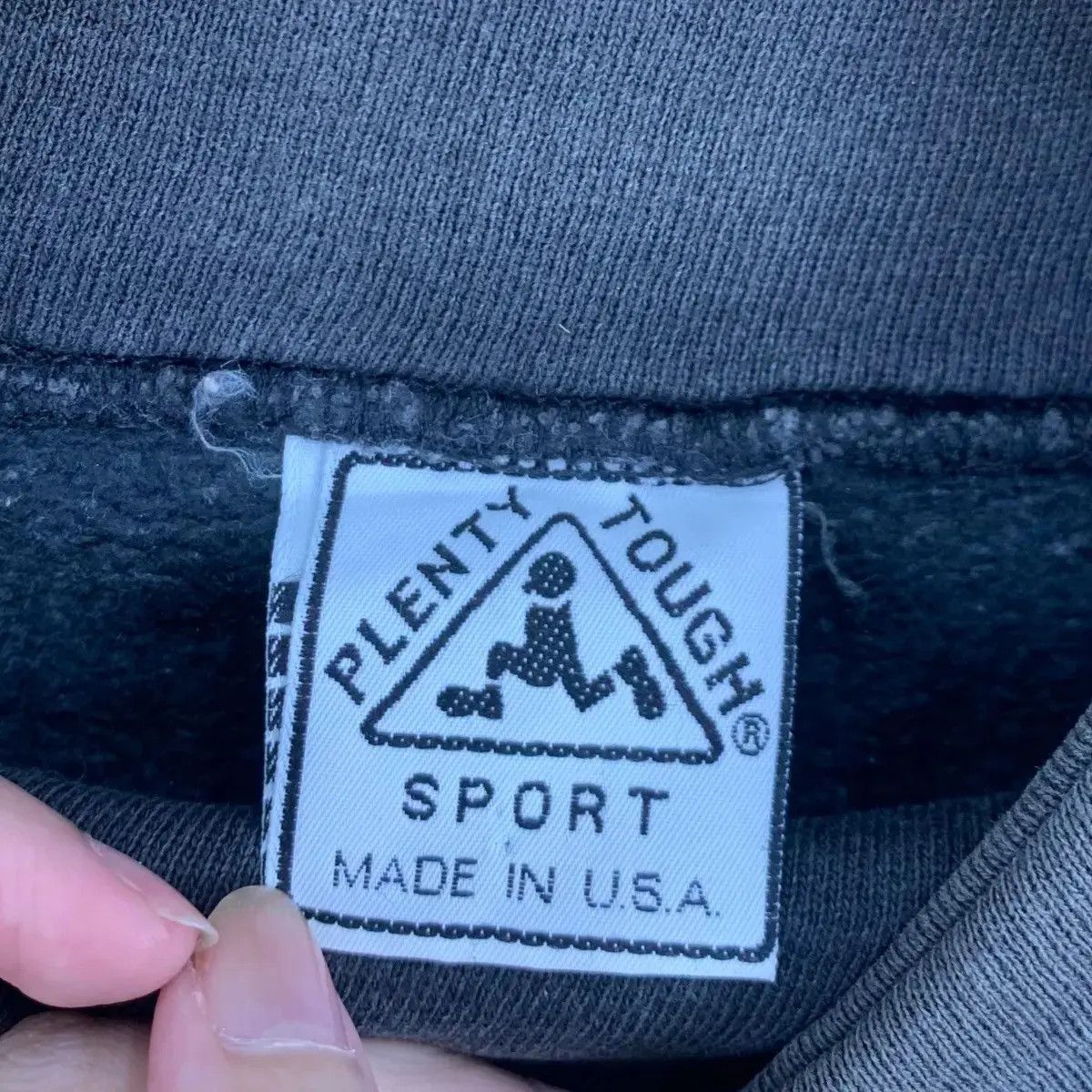 Vintage Vintage 90s PLENTY TOUGH SPORT Usa Sportswear Big Brand Size US M / EU 48-50 / 2 - 7 Thumbnail