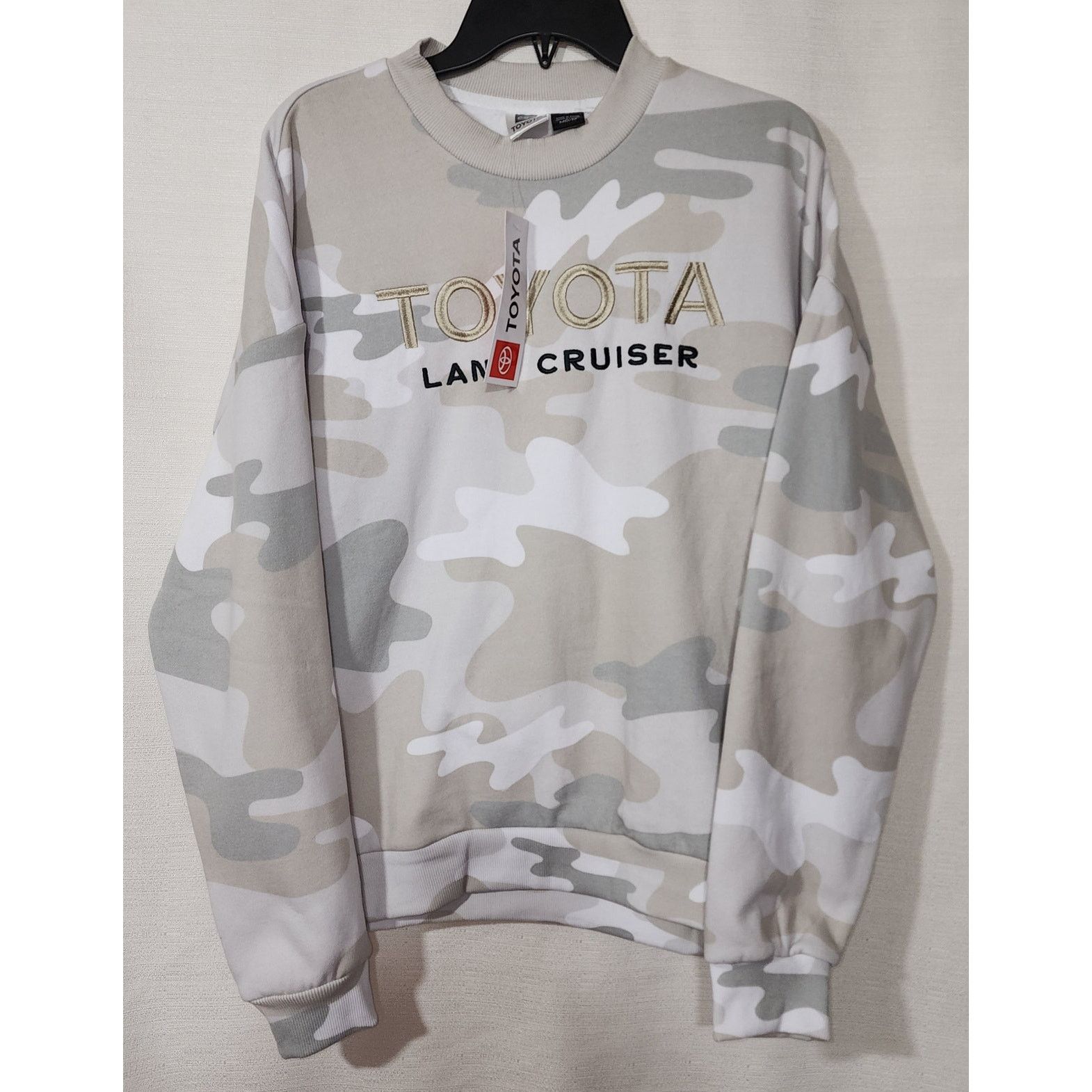 Other Toyota Landcruiser sweatshirt men's Medium NWT Size M / US 6-8 / IT 42-44 - 2 Thumbnail