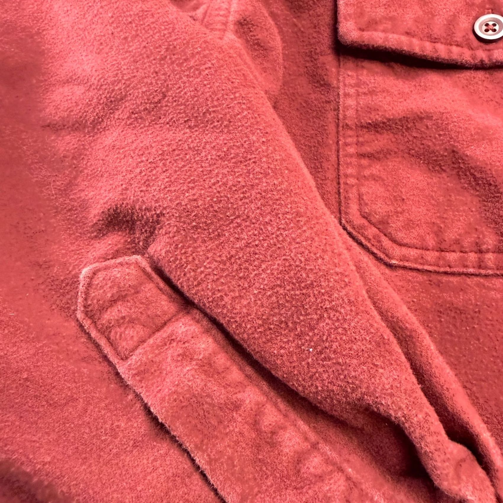 Vintage LL Bean Chamois Cloth Shirt Mens Large Deep Red Heavy Cotton Flannel Work Chore Shirt Size US L / EU 52-54 / 3 - 3 Thumbnail