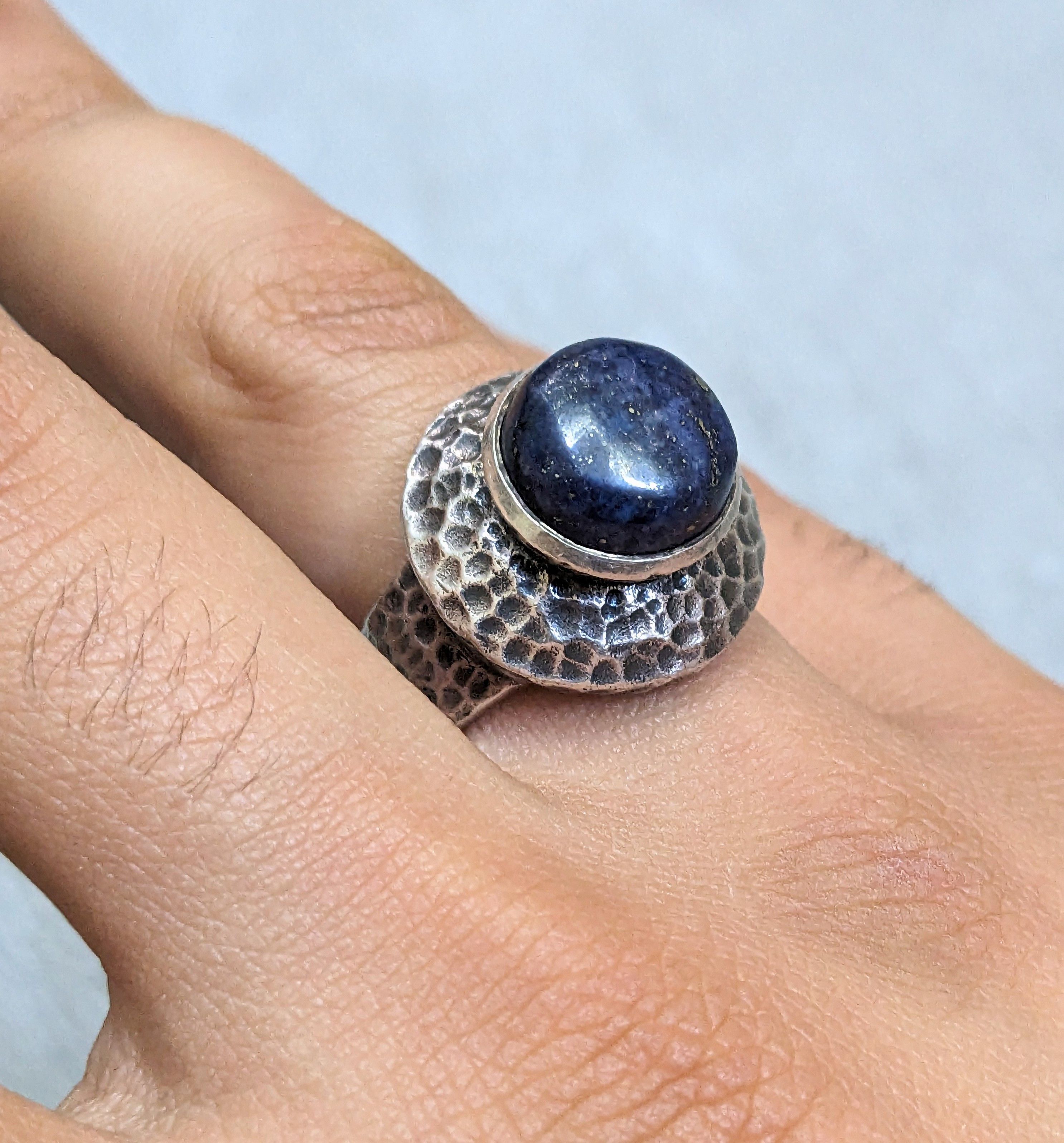 Jewelry Vintage Sterling Silver Ring Blue Lapis Lazuli 8 Hammered Size ONE SIZE - 15 Thumbnail