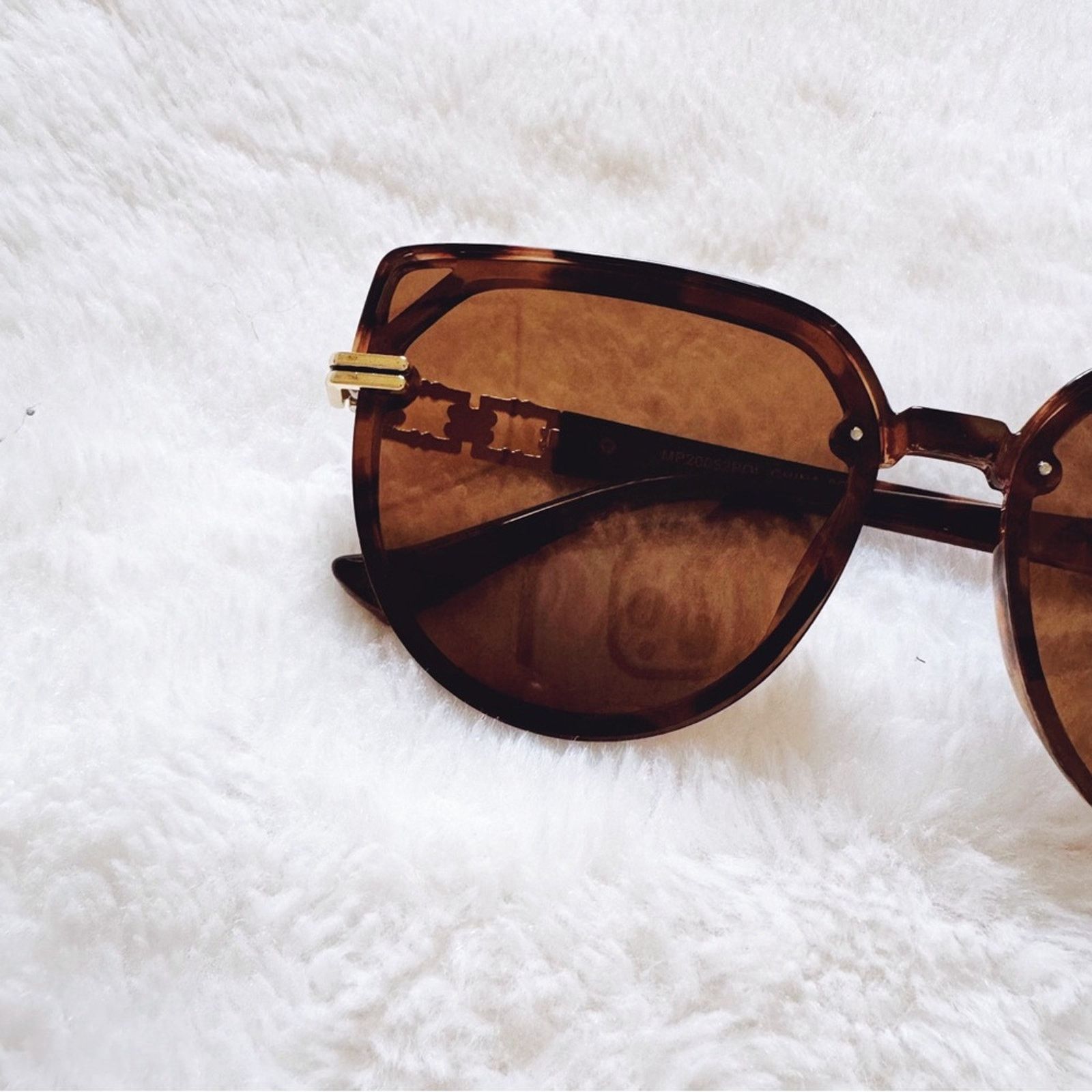 Other Genevieve Tortoise Brown Rimless Polarized Sunglasses Size ONE SIZE - 2 Thumbnail