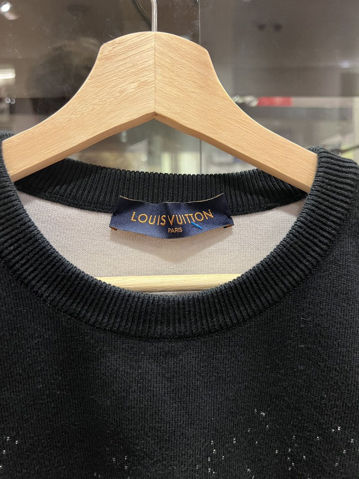 Louis Vuitton Louis Vuitton Gradient Monogram Knit Sweater black white Size US M / EU 48-50 / 2 - 3 Thumbnail