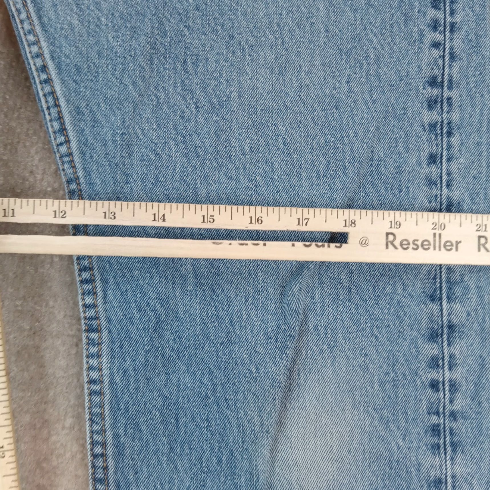 Levi's Levis 505 Jeans Men 33x30 Blue Denim Mid Rise Straight Leg Classic Size US 33 - 4 Thumbnail