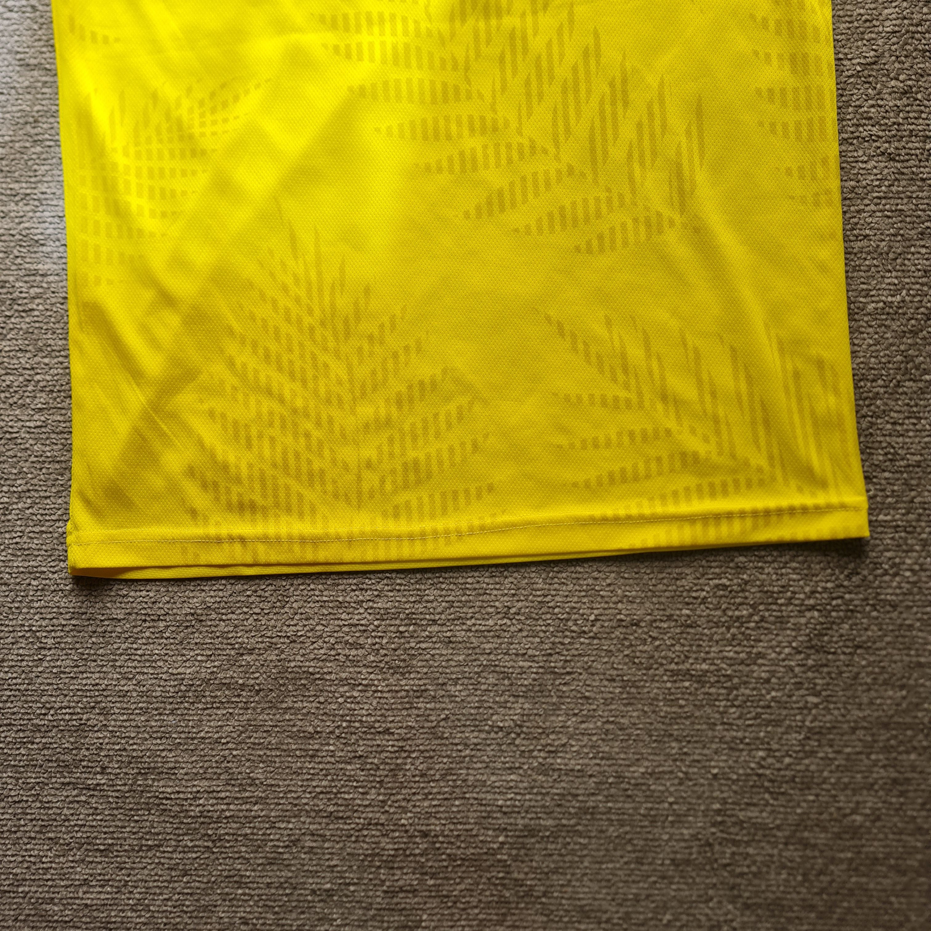 Vintage International Brazil Team T-Shirt Size US L / EU 52-54 / 3 - 7 Thumbnail