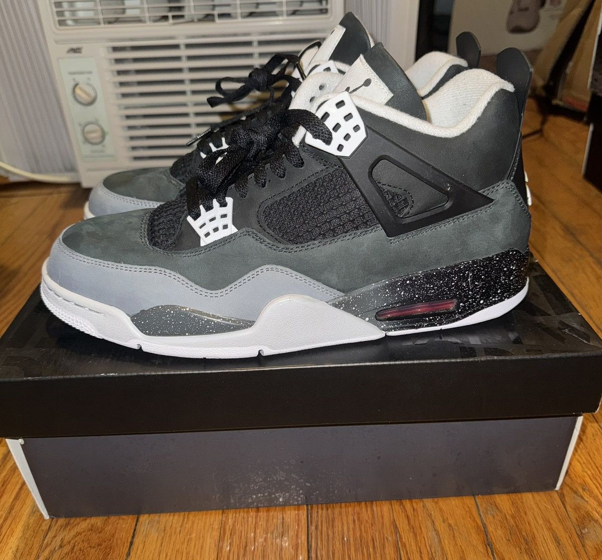 Jordan Brand Jordan 4 Fear 2024 Size 11 Size US 11 / EU 44 - 3 Thumbnail