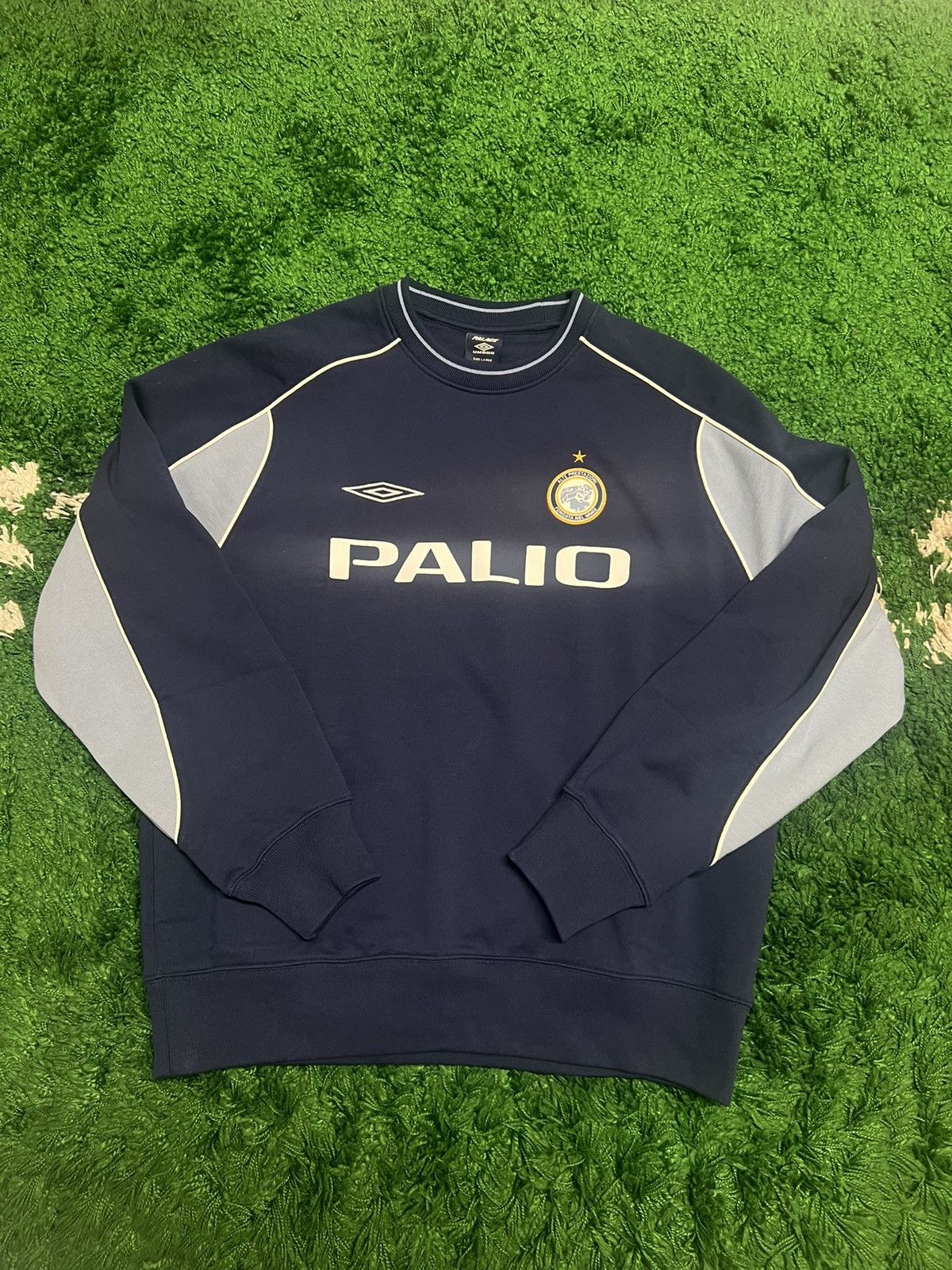 注目の PALACE UMBRO Crewneck for Blue Umbro for Sale XL メンズ