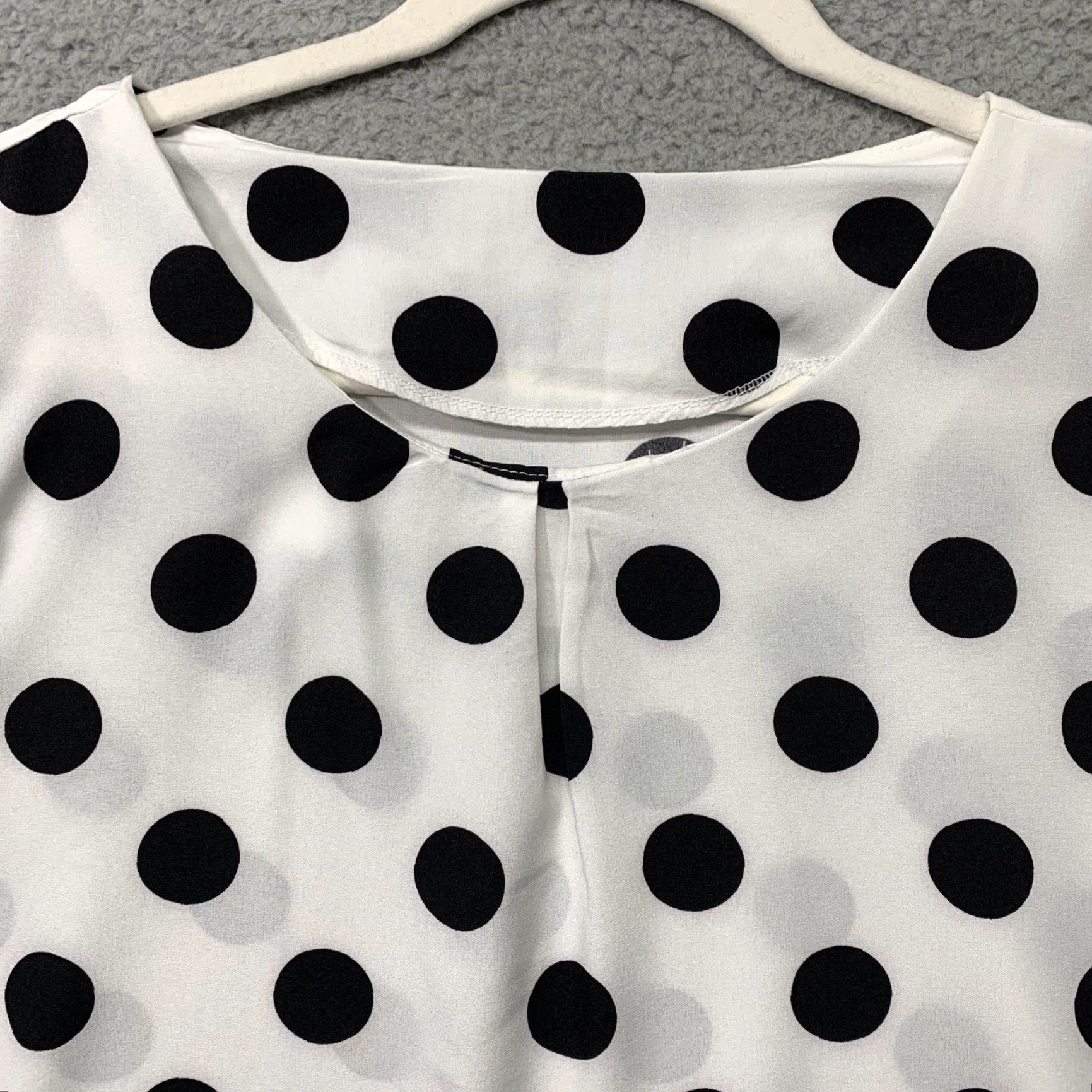 Vintage VINTAGE? (Answer must be from original title; there is no vintage clue) Size L / US 10 / IT 46 - 2 Thumbnail