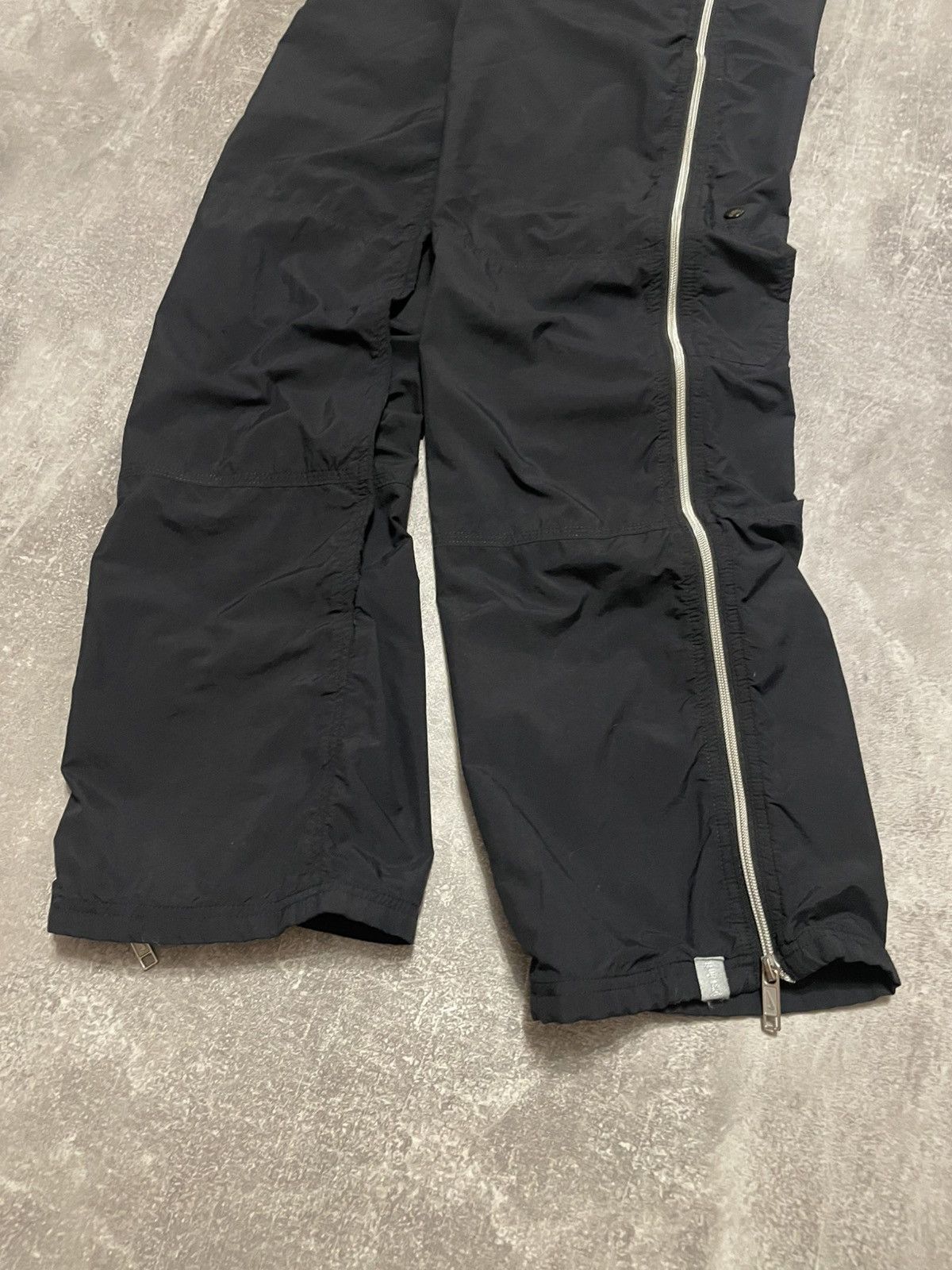 Nike Vintage Nike Nylon Full Zip Track Pants Y2K Size 28" / US 6 / IT 42 - 3 Thumbnail