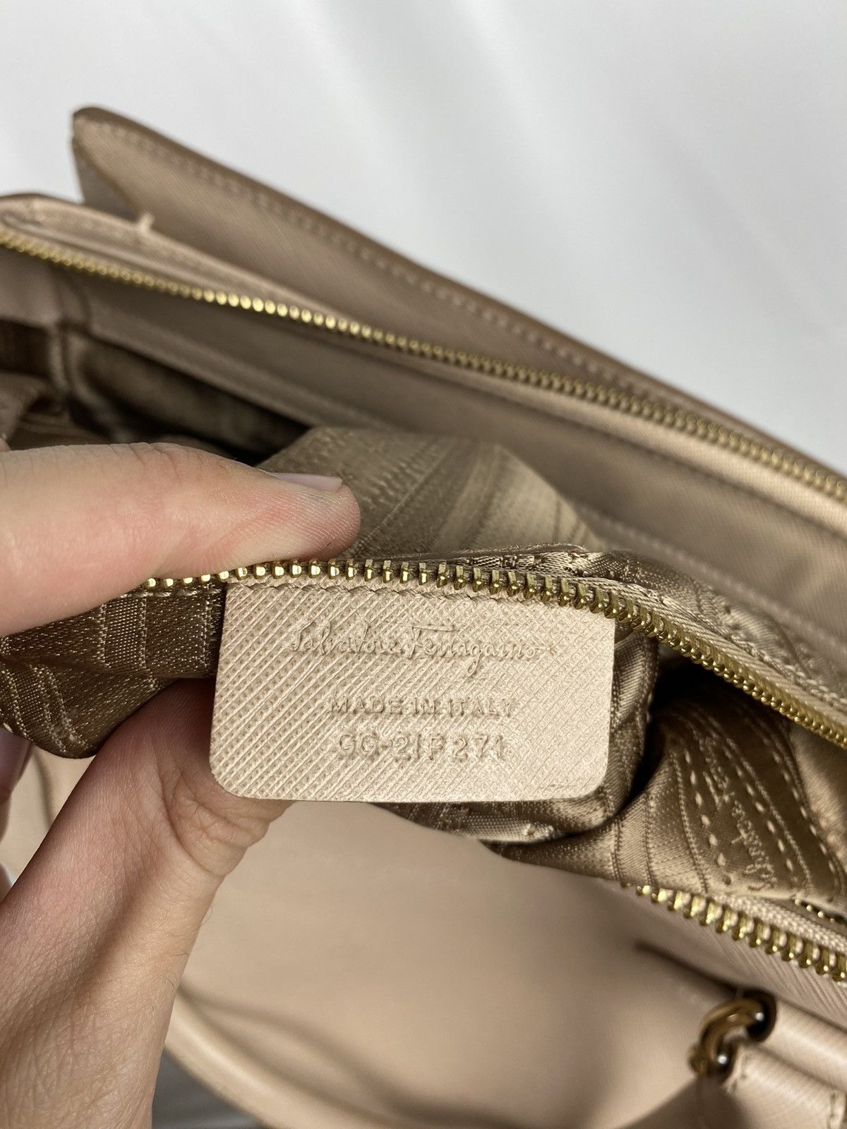 Salvatore Ferragamo Salvatore Ferragamo Becky Tote Bag Saffiano Leather Size ONE SIZE - 20 Thumbnail