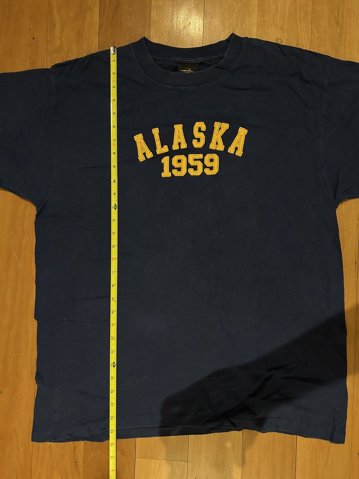 Vintage Vintage Alaska Tshirt Size US L / EU 52-54 / 3 - 5 Thumbnail