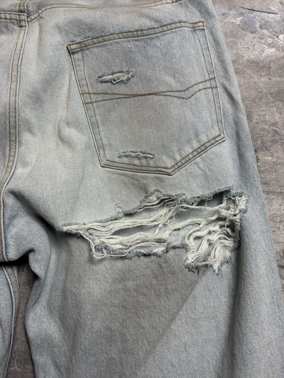 Balenciaga Men's Distressed Relaxed Fit Jeans in Light Blue Size US 32 / EU 48 - 7 Thumbnail