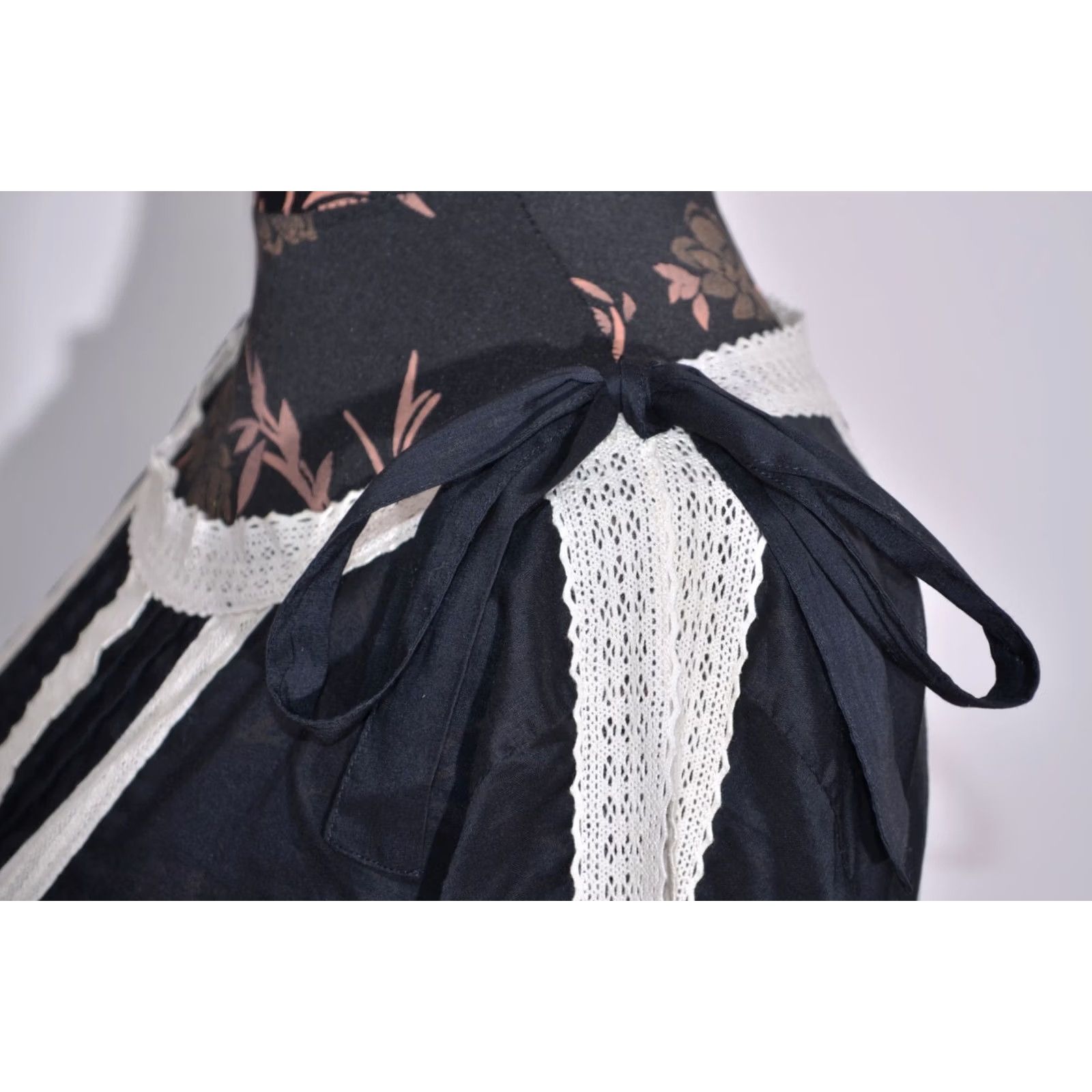 Vintage RIANI Blouse Shirt Women Black Sheer Cotton Long Sleeve A-Line size UK20 DE46 Size 3XL / US 20-22 - 7 Thumbnail