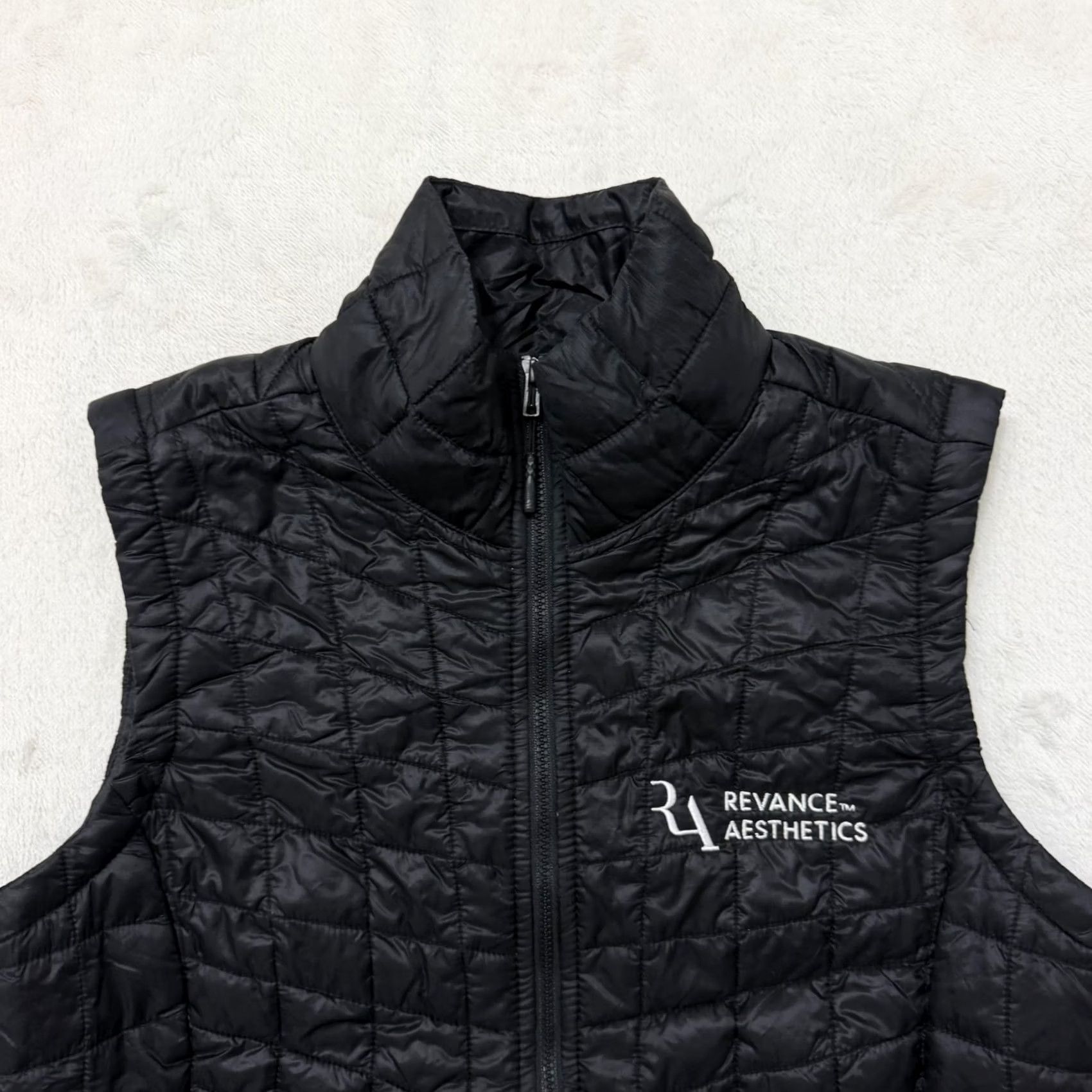 The North Face VINTAGE The North Face Vest Womens Small Black ThermoBall Eco Quilted Full Zip Warm Size S / US 4 / IT 40 - 2 Thumbnail