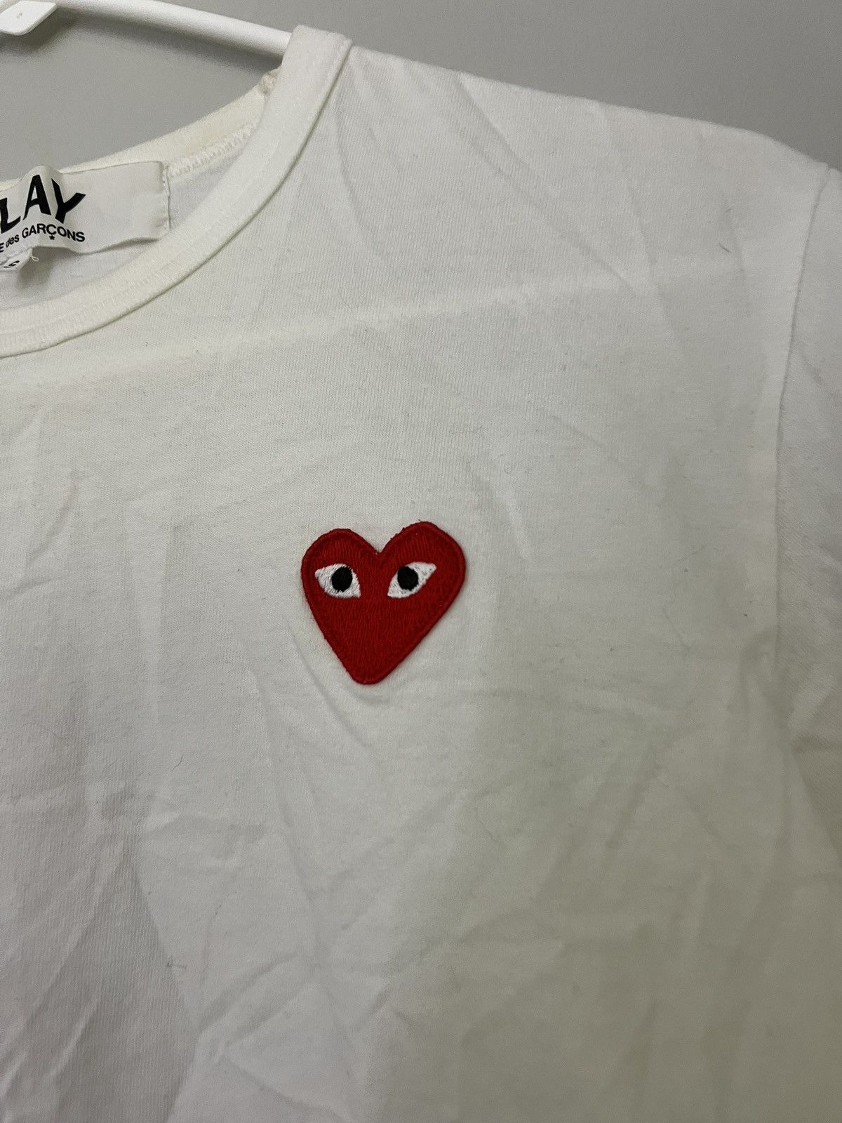 Comme des Garcons COMME DES GARÇONS PLAY RED EMBLEM LOW CAMO HEART T-SHIRT Size US S / EU 44-46 / 1 - 2 Thumbnail