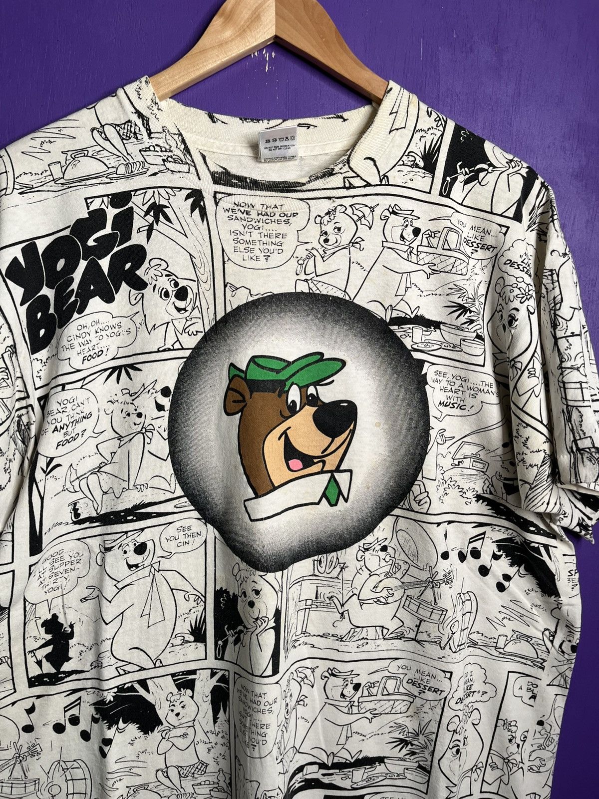 Vintage Vintage 90s Yogi Bear comic strip AOP t-shirt Size US XL / EU 56 / 4 - 3 Thumbnail