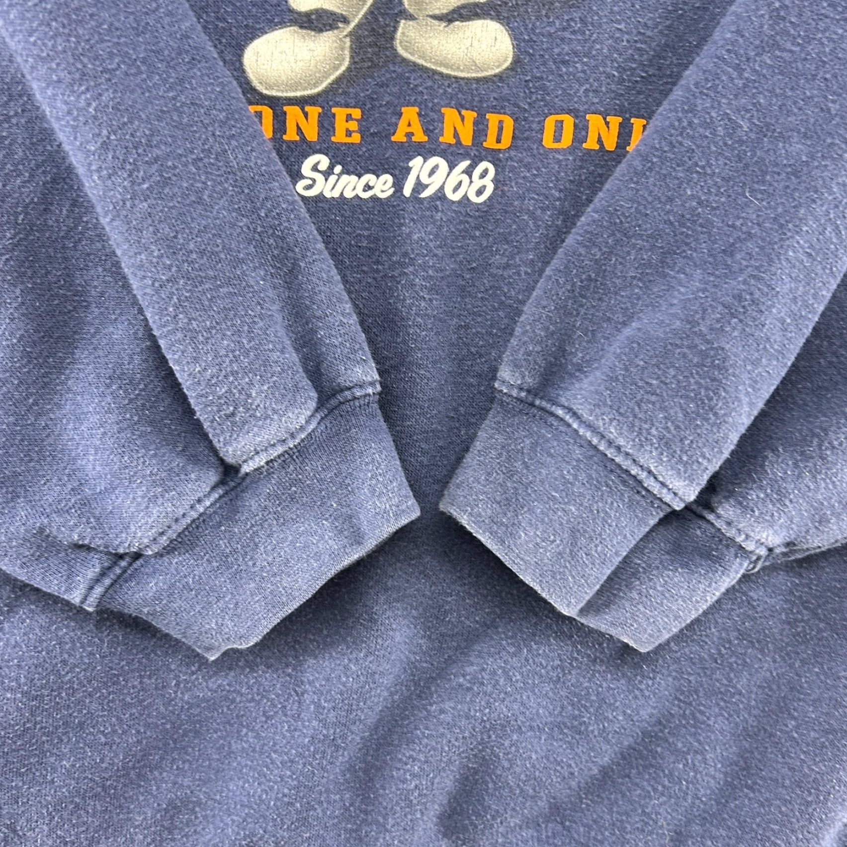 Disney VINTAGE Disney Winnie The Pooh Sweatshirt Mens XL Blue Navy Pullover Graphic Tigger 90s Sweatshirt Mens XL Blue Navy Pullover Graphic Tigger 90s Size US XL / EU 56 / 4 - 3 Thumbnail