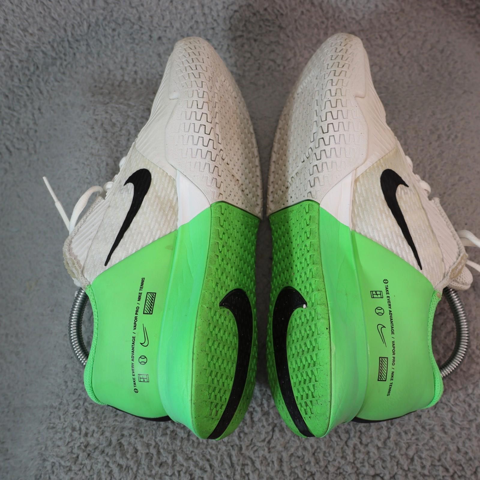 Nike Nike Zoom Vapor Pro Women Size 9 White & Green Running Shoes Size US 9 / IT 39 - 7 Thumbnail