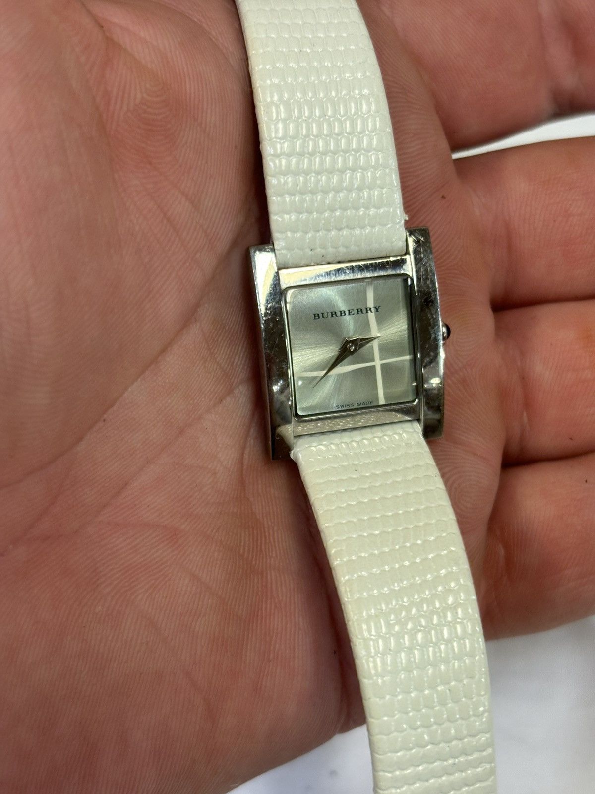 Burberry Burberry BU4308 Women’s Watch! New Battery! Size ONE SIZE - 3 Thumbnail